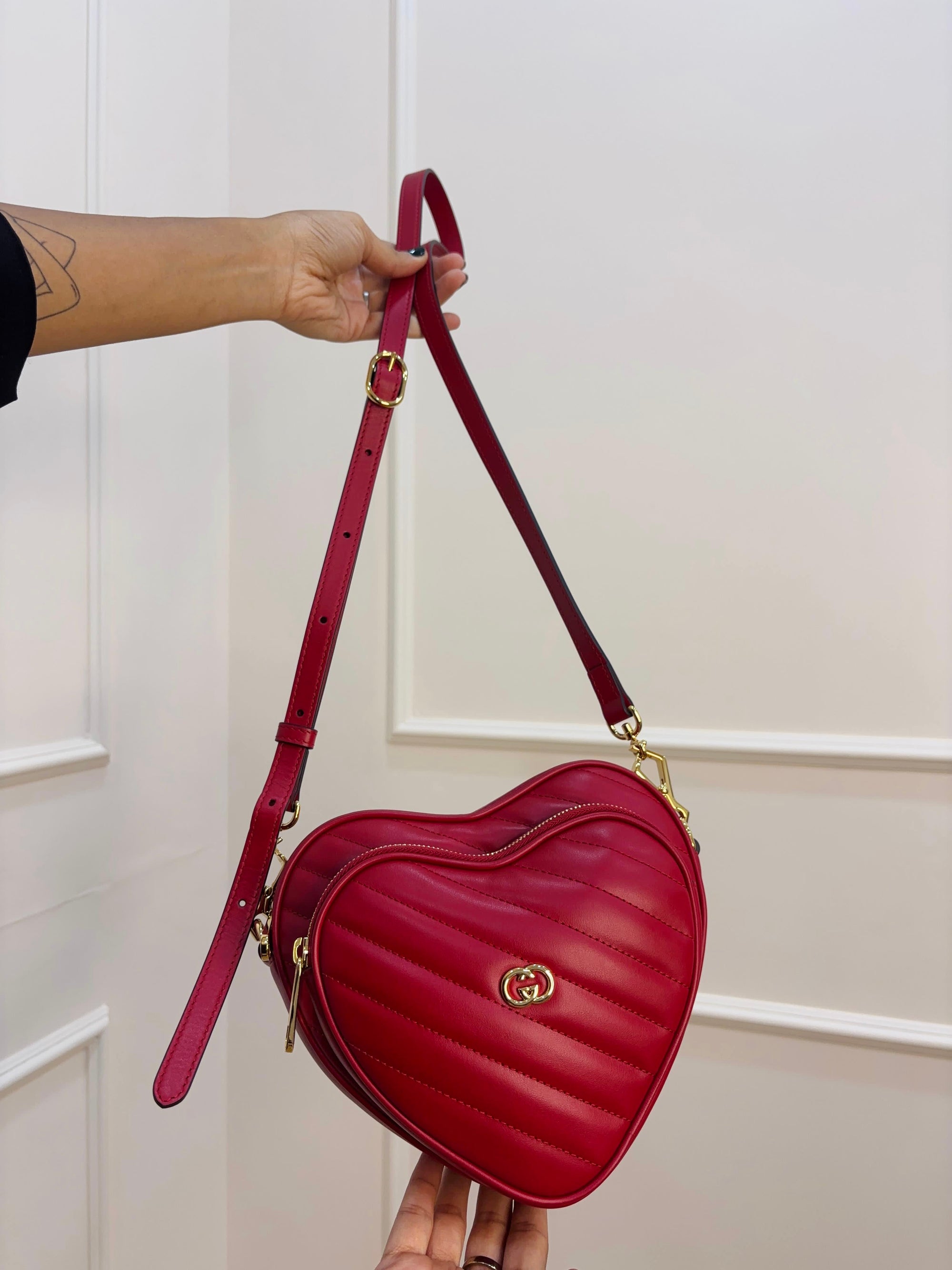 Gucci Red Leather Interlocking G Mini Heart Shoulder Bag