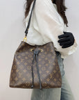 Louis Vuitton NéoNoé MM Bucket Bag Monogram/Black Leather Trim