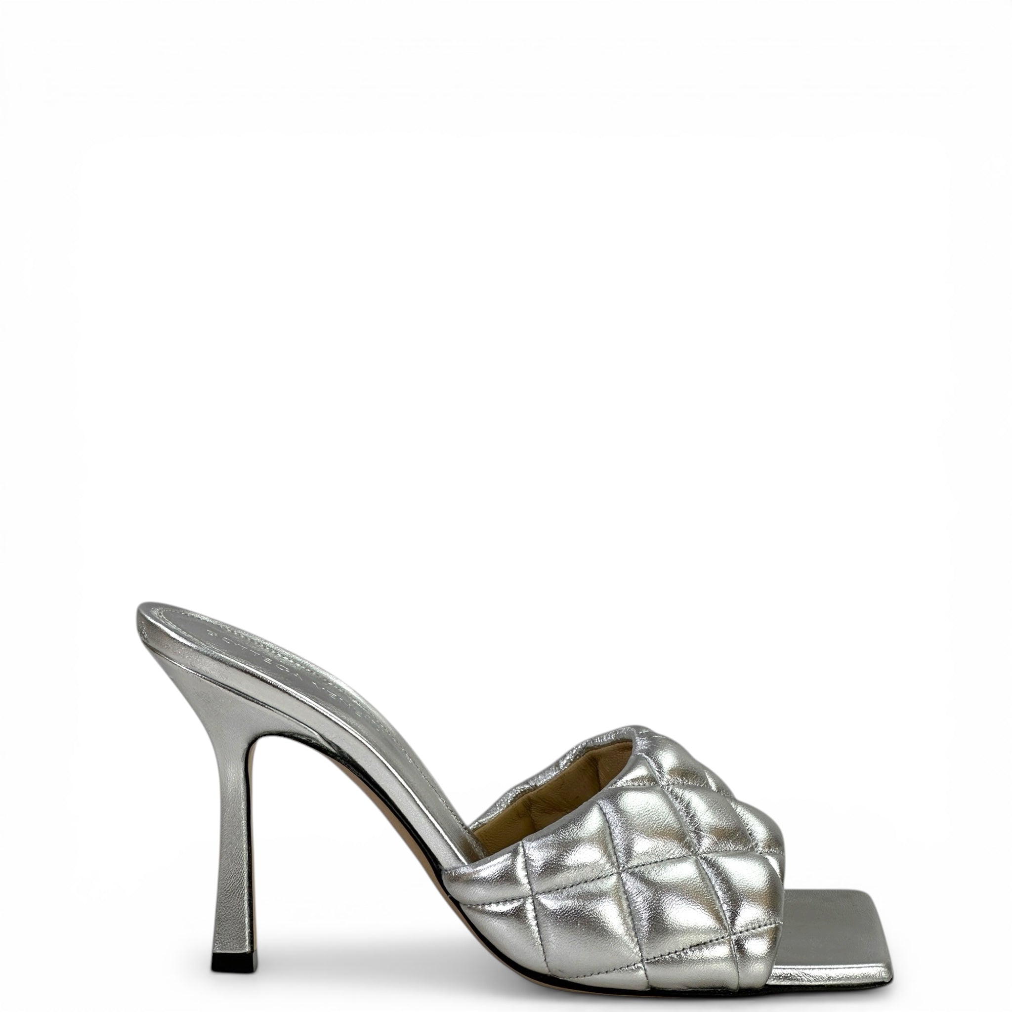 Bottega Veneta Lido Slide Sandals Quilted Metallic Silver Leather EU 37