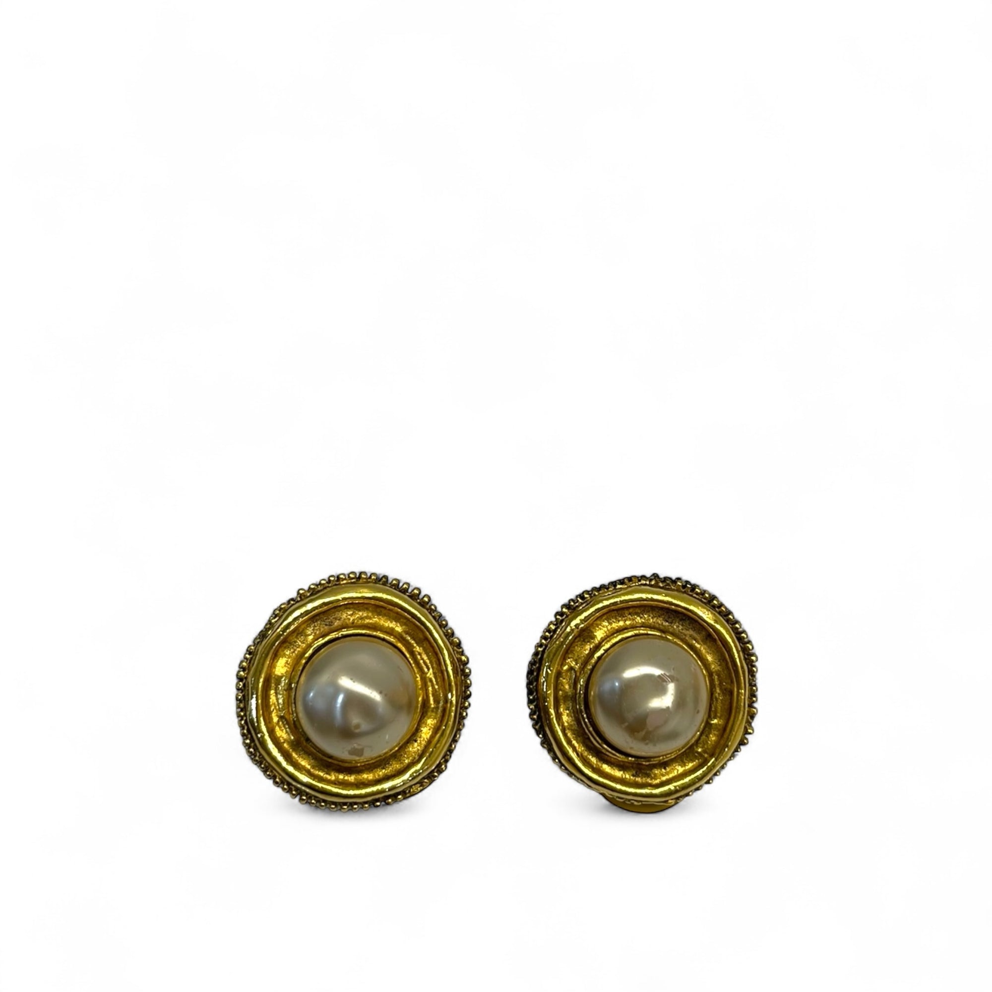 Chanel Vintage Gold Metal Faux Pearls Clip On Earrings Golden