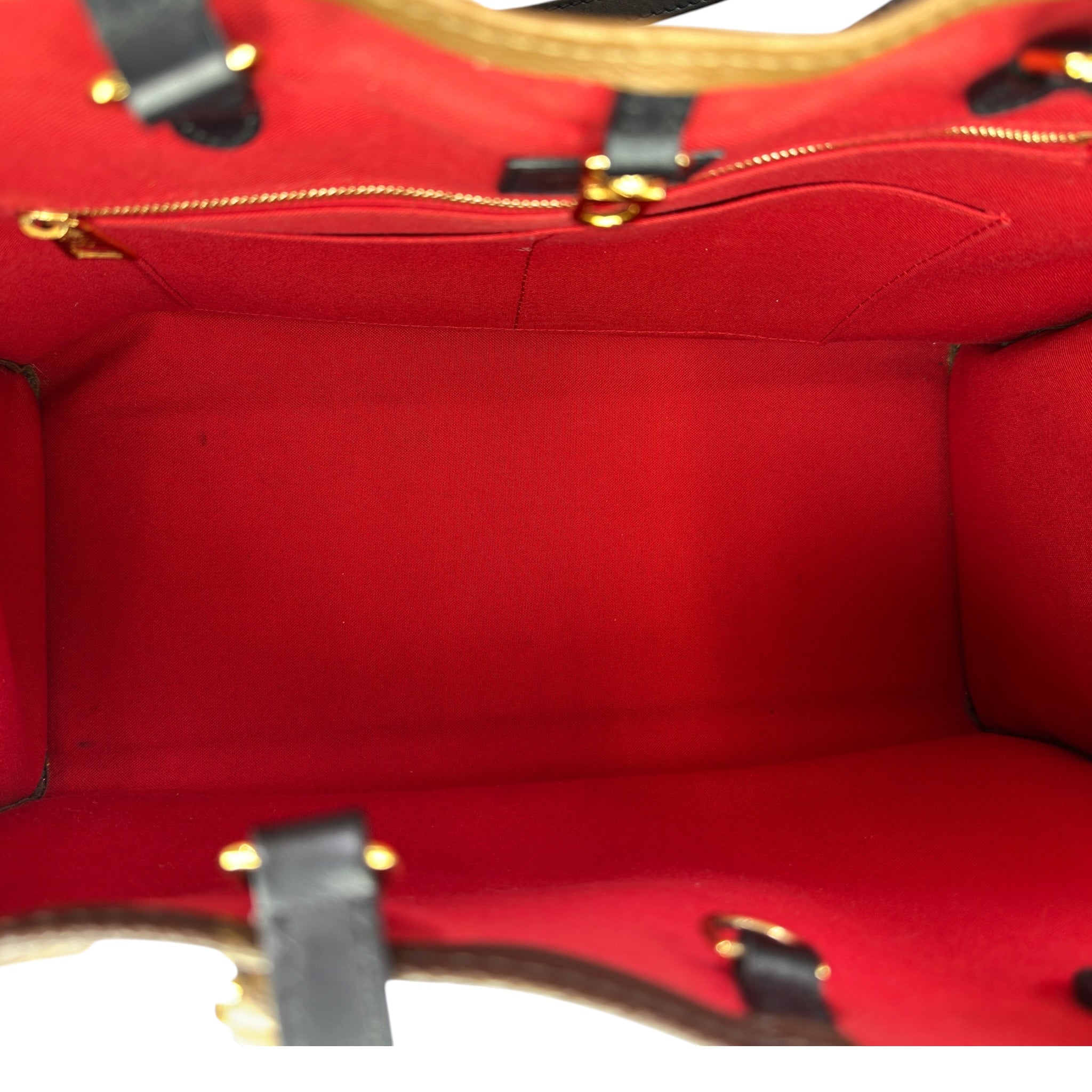 Louis Vuitton OnTheGo MM Giant Reverse Monogram Canvas