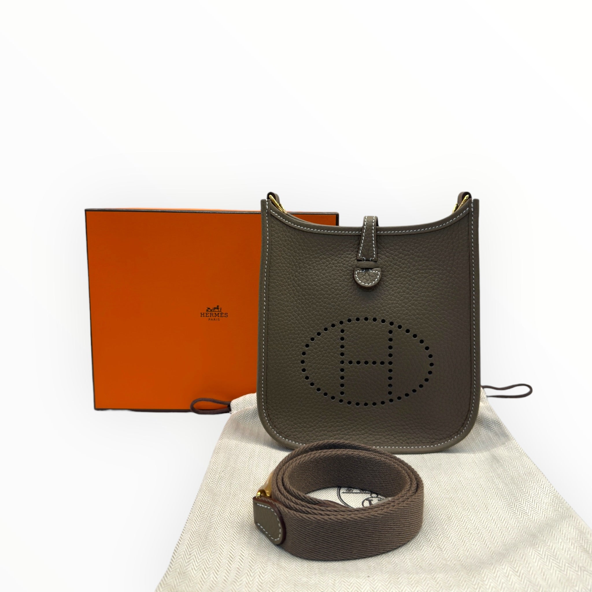 Hermès Evelyne 16 TPM Etoupe Taurillon Clemence GHW