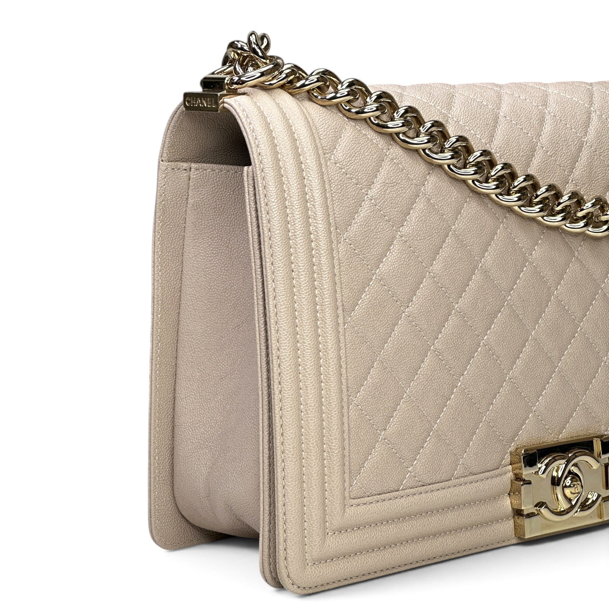 Chanel Boy bag Medium Light Beige Quilted Leather Bag