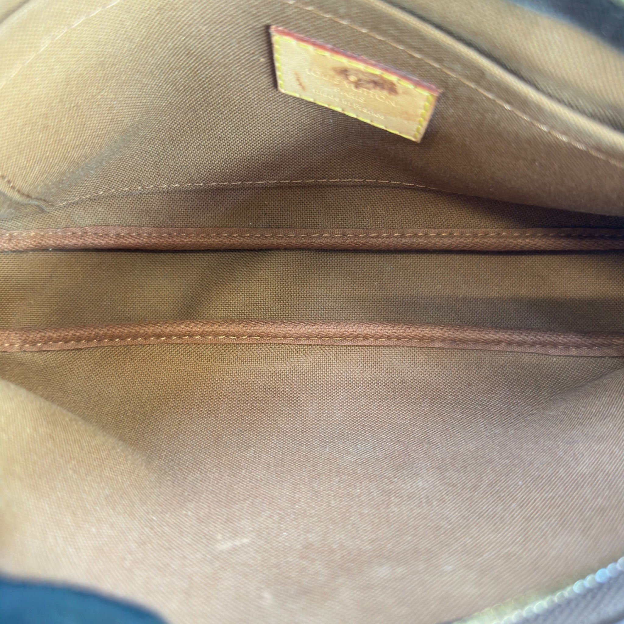 Louis Vuitton Multi Pochette Accessoires Monogram Canvas