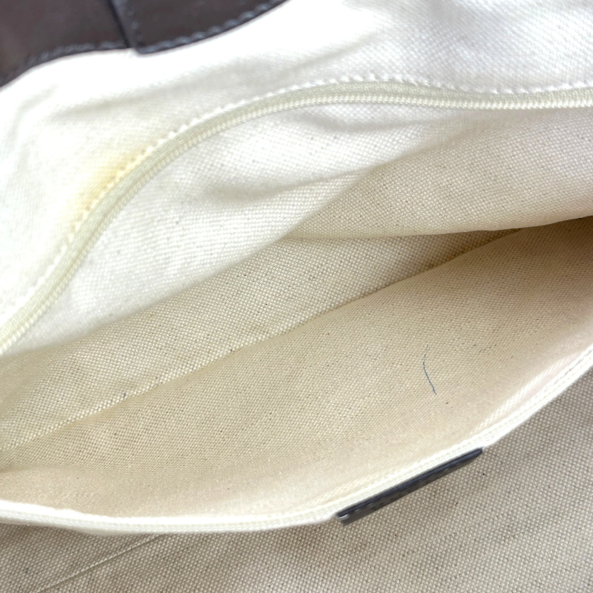 Gucci Sukey Beige Canvas Tote