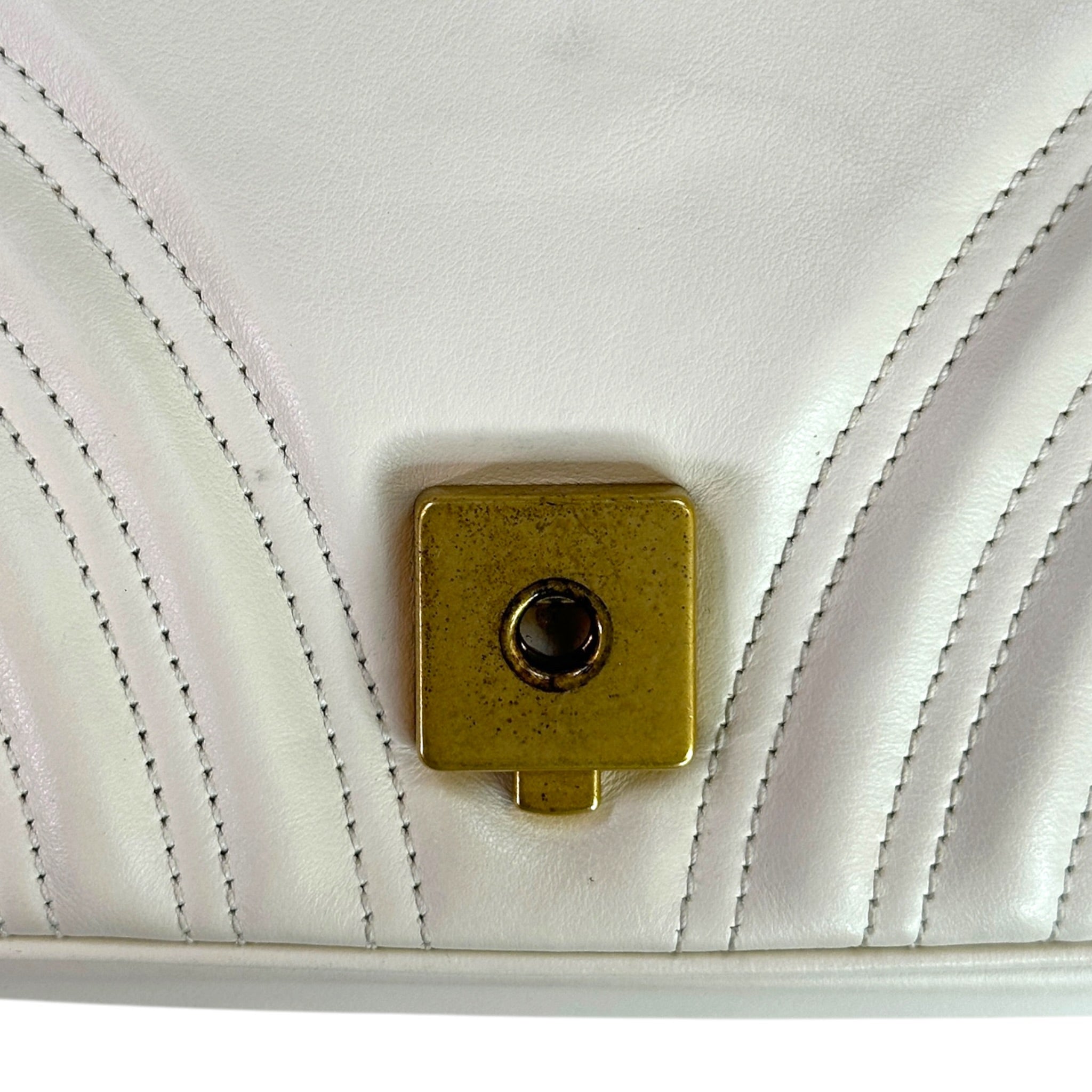 Gucci GG Marmont small matelassé shoulder bag