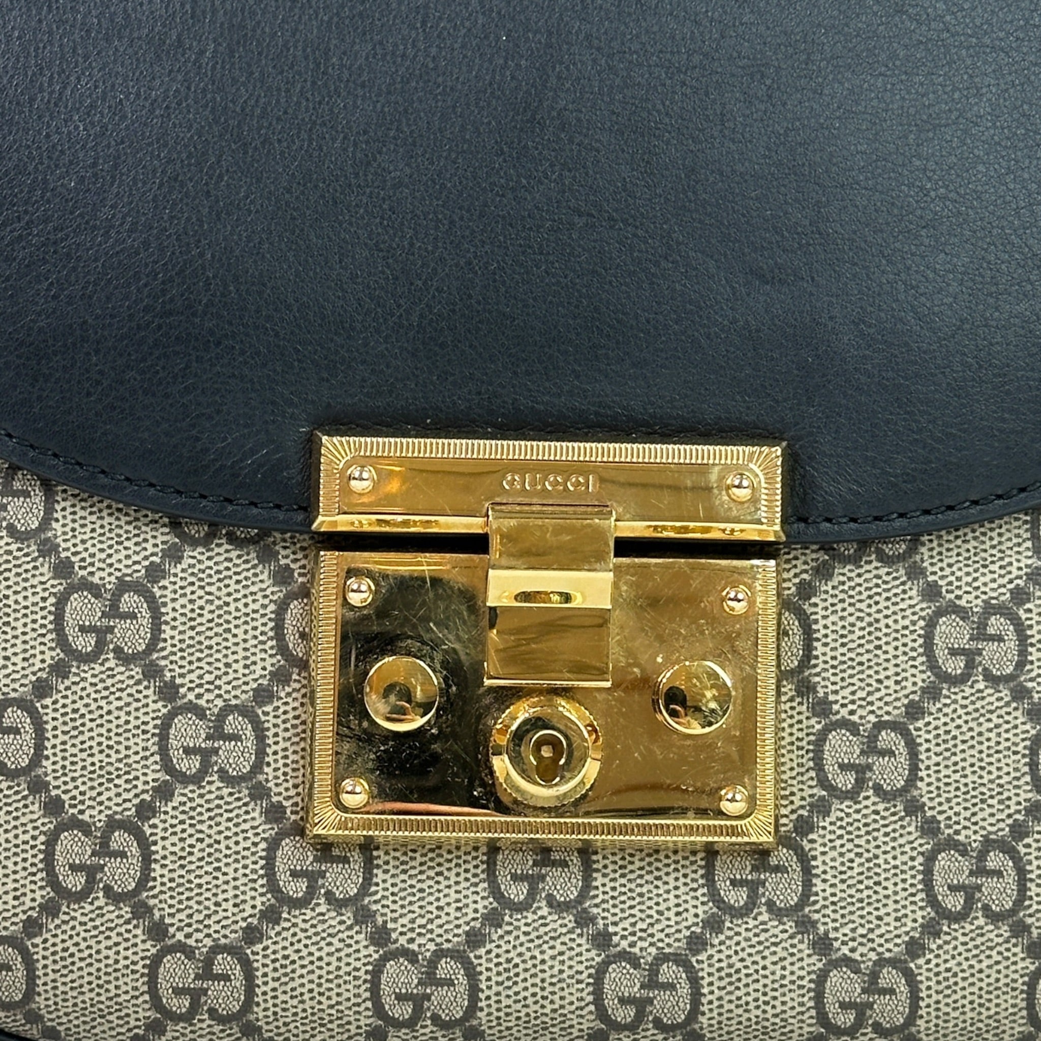 Gucci Padlock Shoulder Bag GG Supreme Canvas