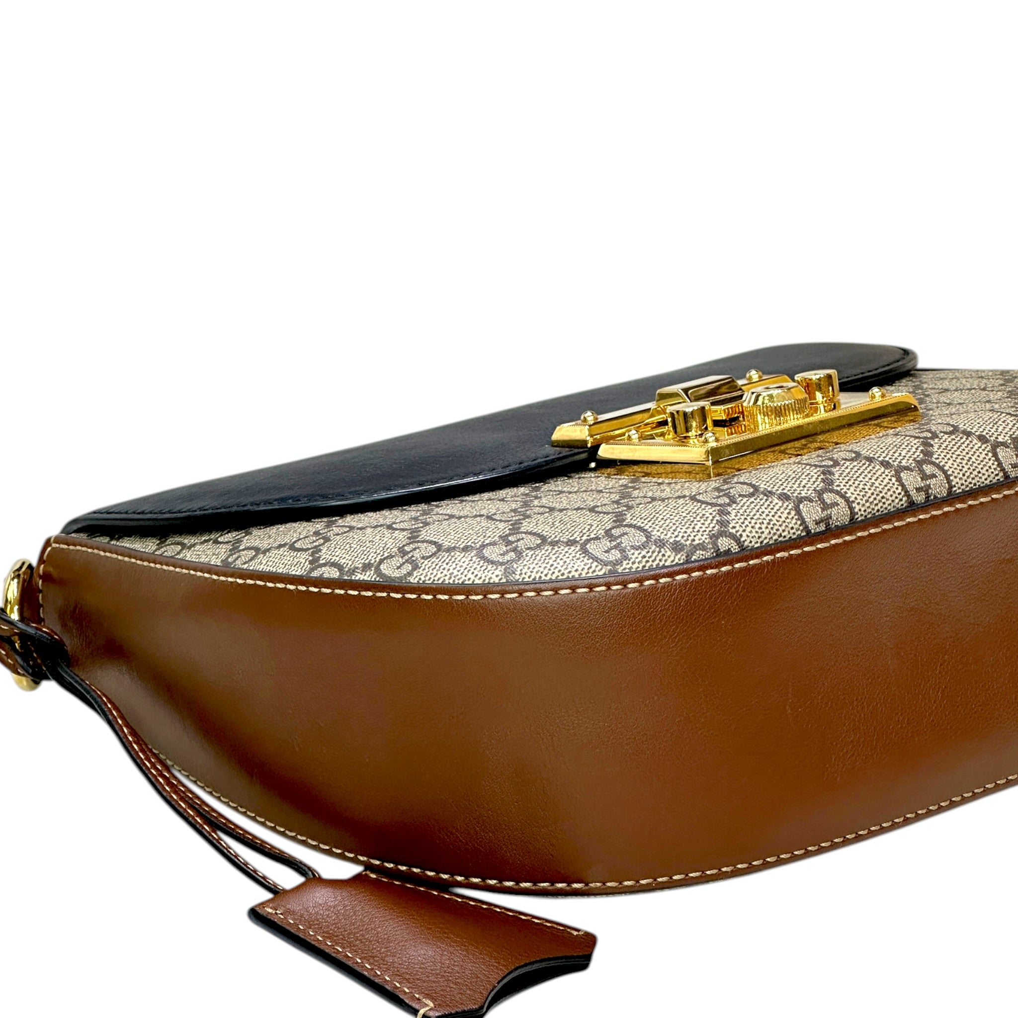Gucci Padlock Shoulder Bag GG Supreme Canvas
