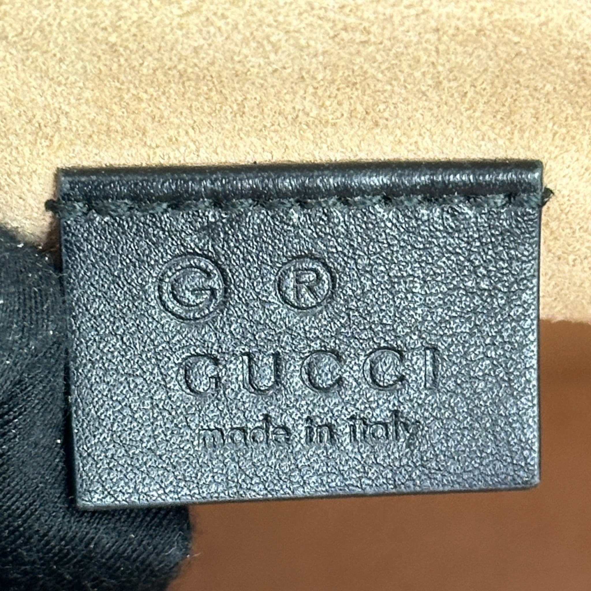 Gucci Padlock Shoulder Bag GG Supreme Canvas