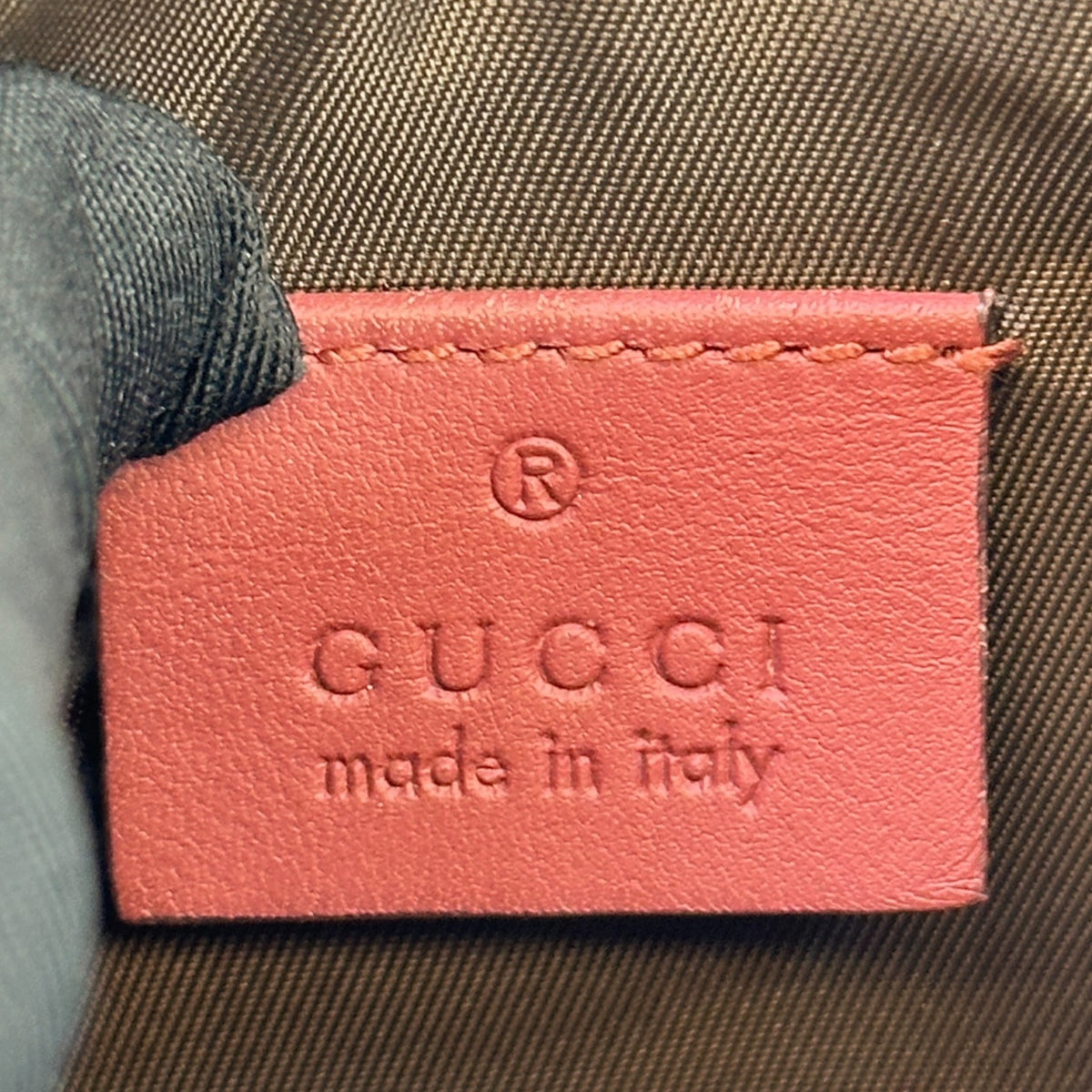 Gucci GG Supreme Blooms Mini Pochette