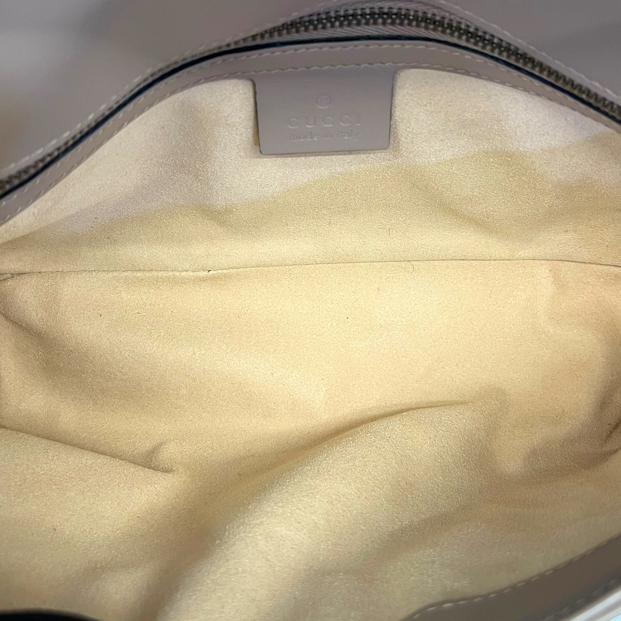 Gucci GG Marmont Shoulder Bag Beige Matelassé Leather