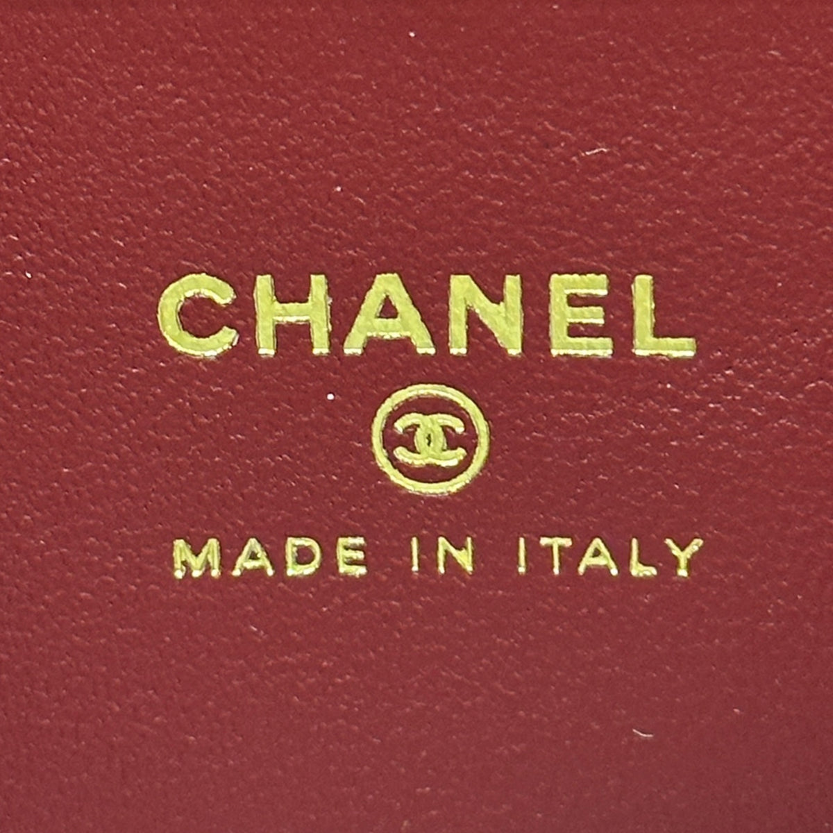 Chanel Slim Vanity maroon calfskin Case