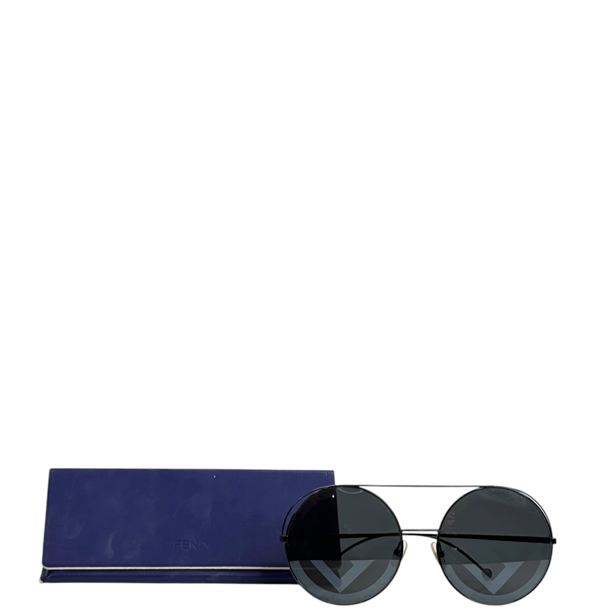 Fendi Round Sunglasses Blue