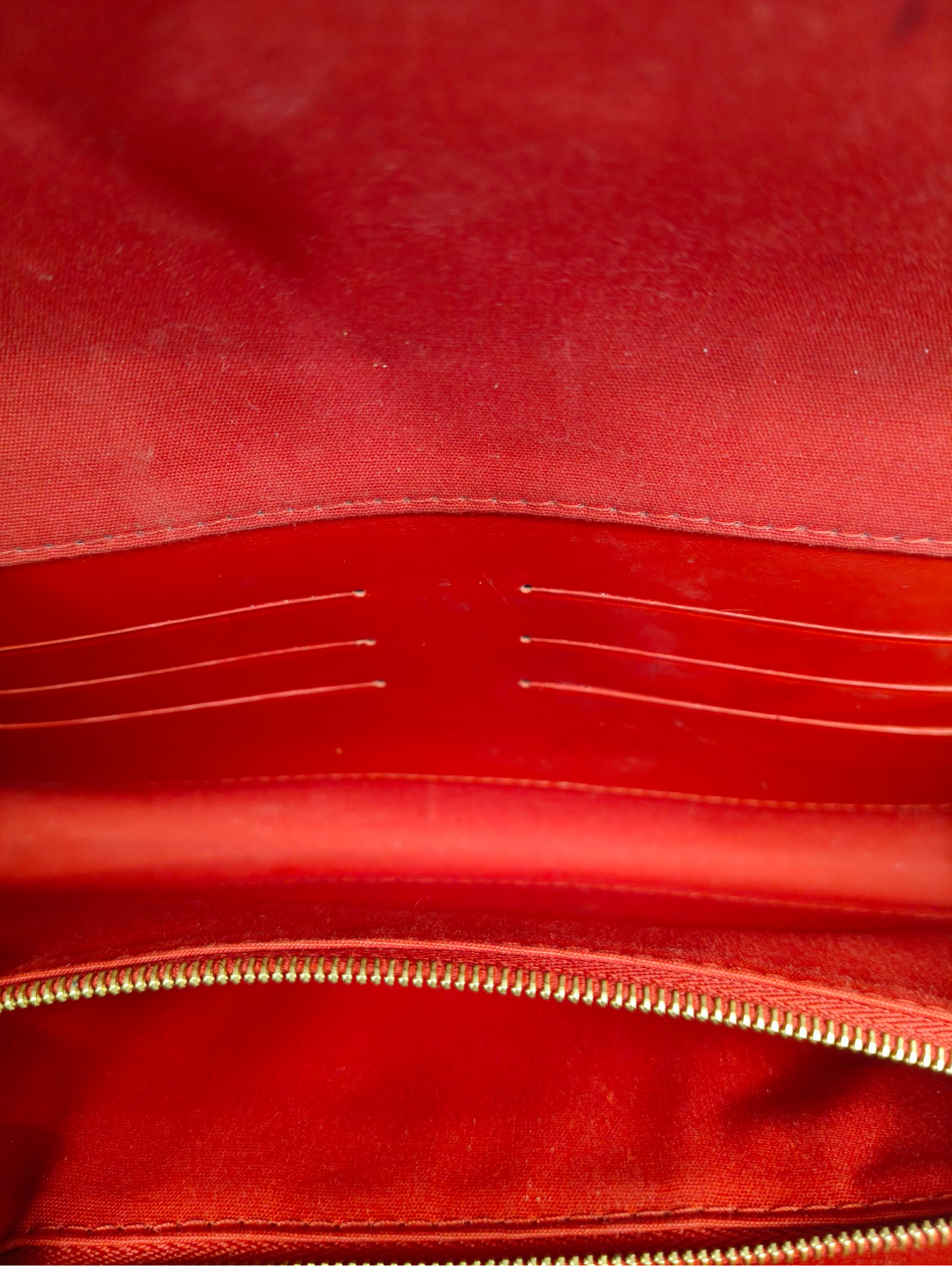Louis Vuitton Vernis Louise Clutch Bag in Red Patent Leather