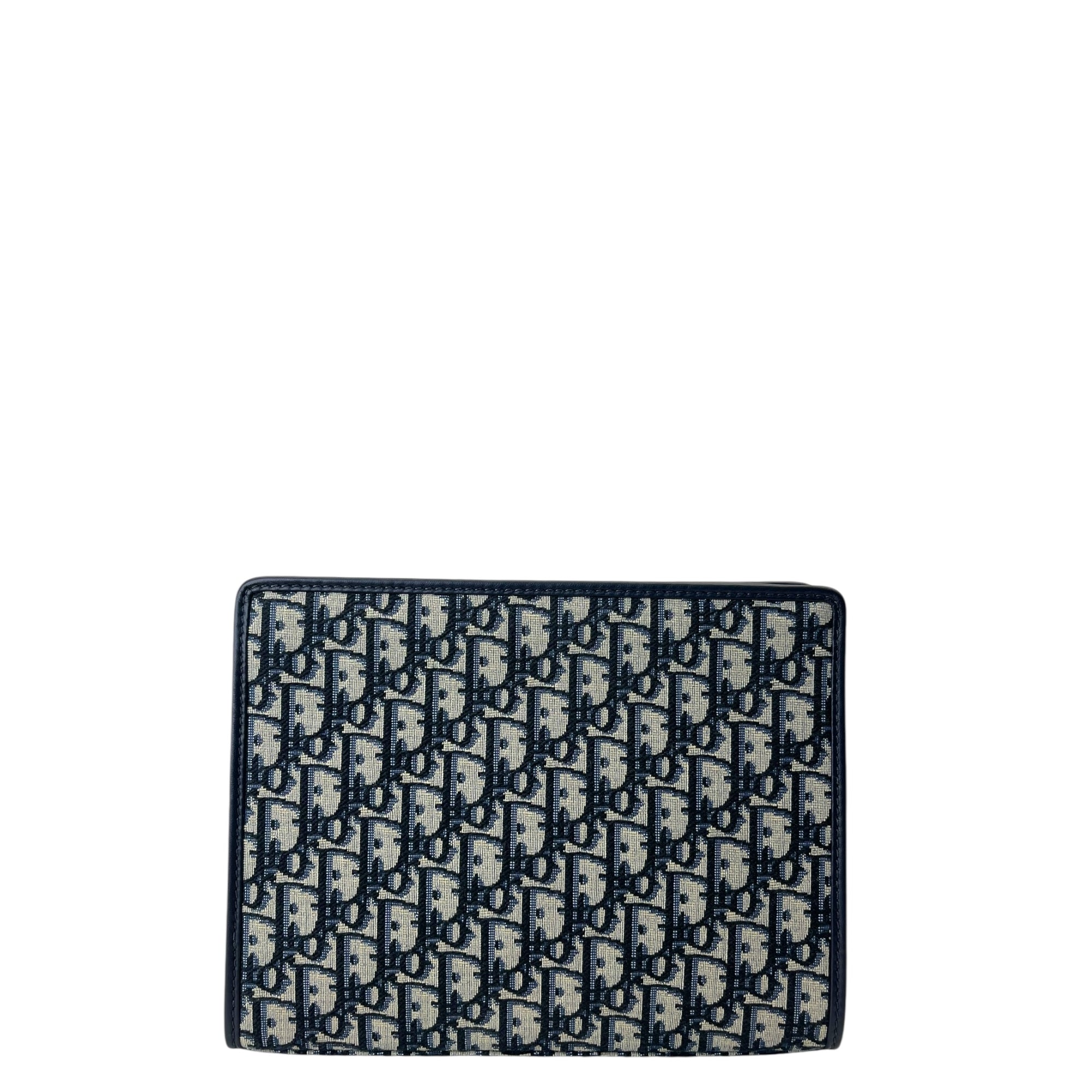 Dior 30 Montaigne Dea Pouch in blue Dior Oblique jacquard