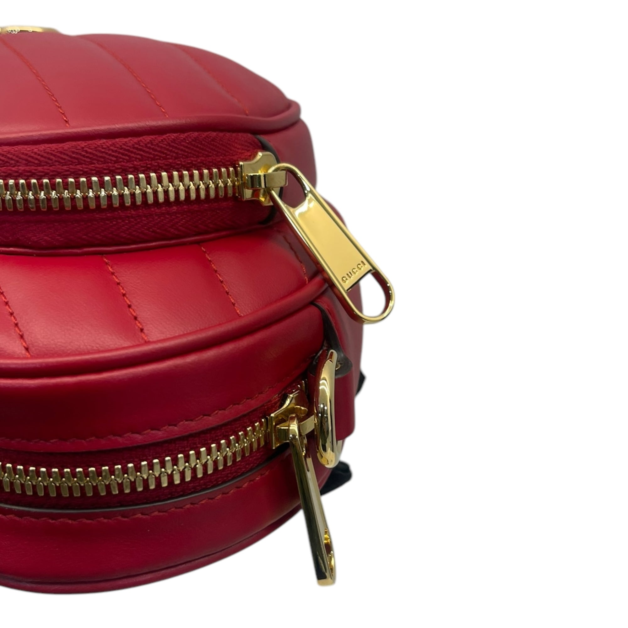 Gucci Red Leather Interlocking G Mini Heart Shoulder Bag