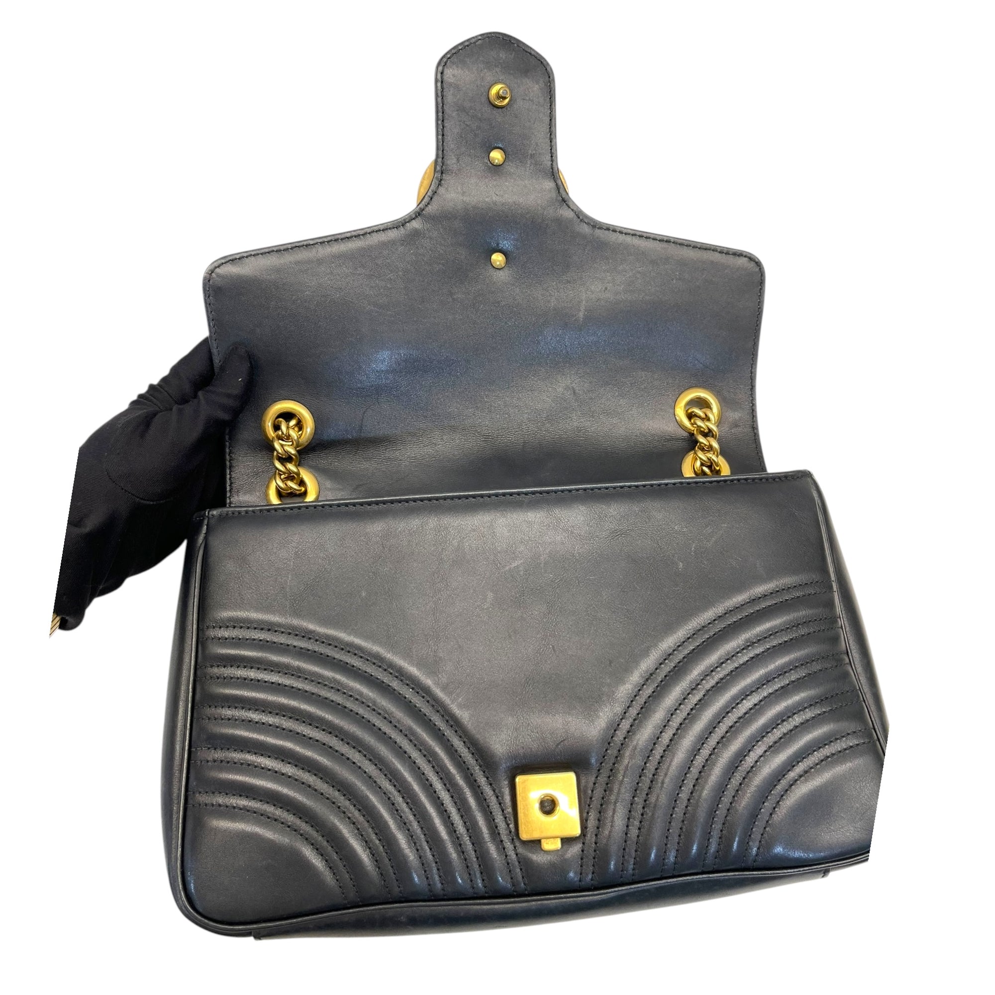 Gucci Black Quilted Leather GG Marmont Medium Matelasse Shoulder Bag