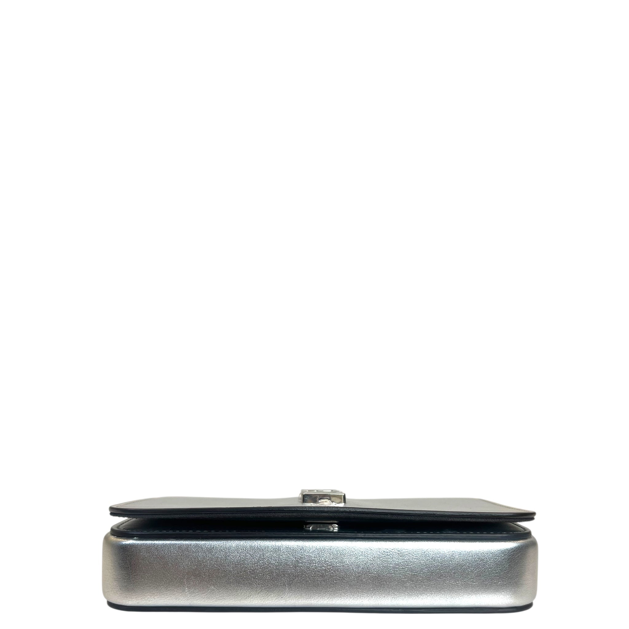 Fendi Fendigraphy Wallet On Chain