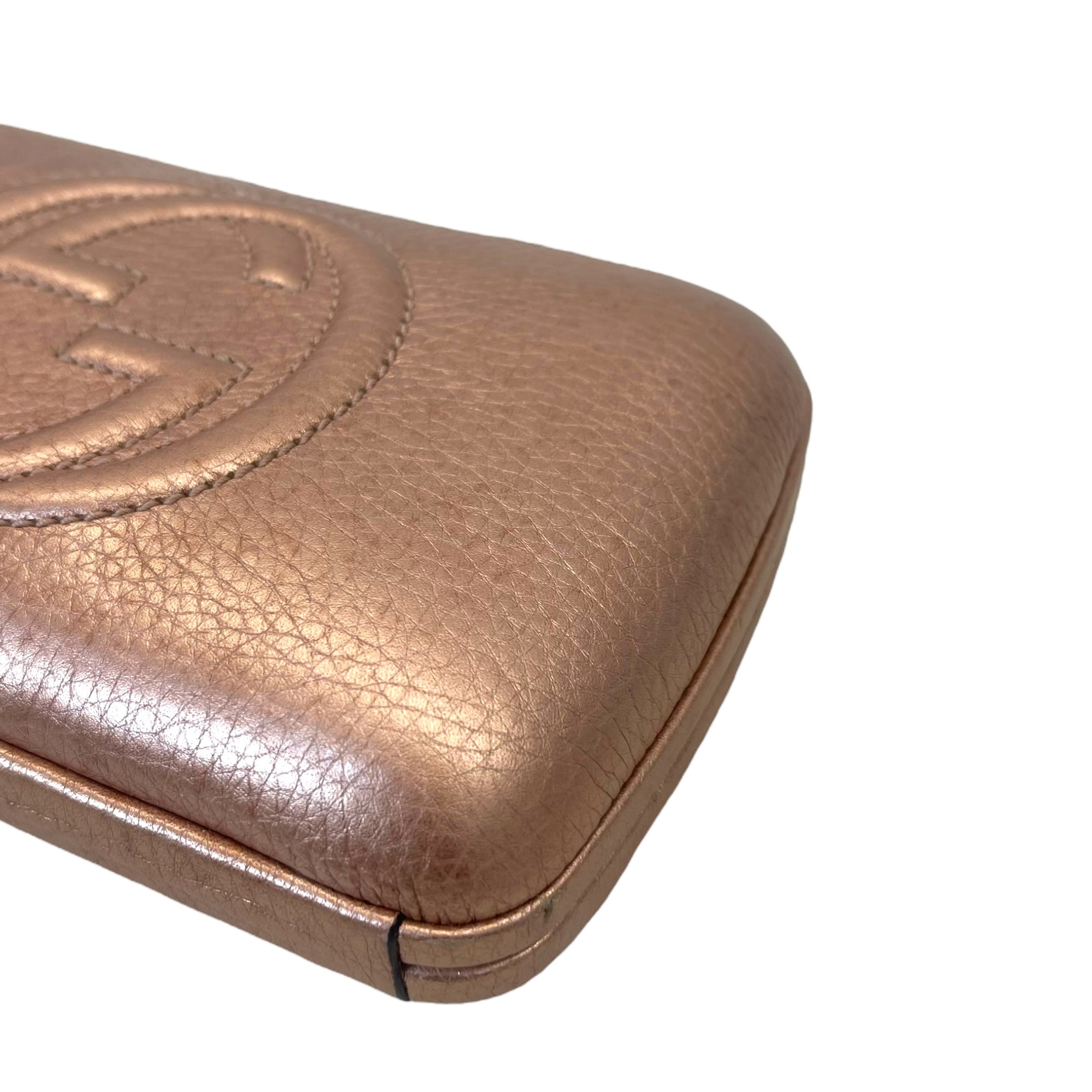 Gucci Gold Pebbled Calfskin Leather Soho Hard Case Clutch Bag