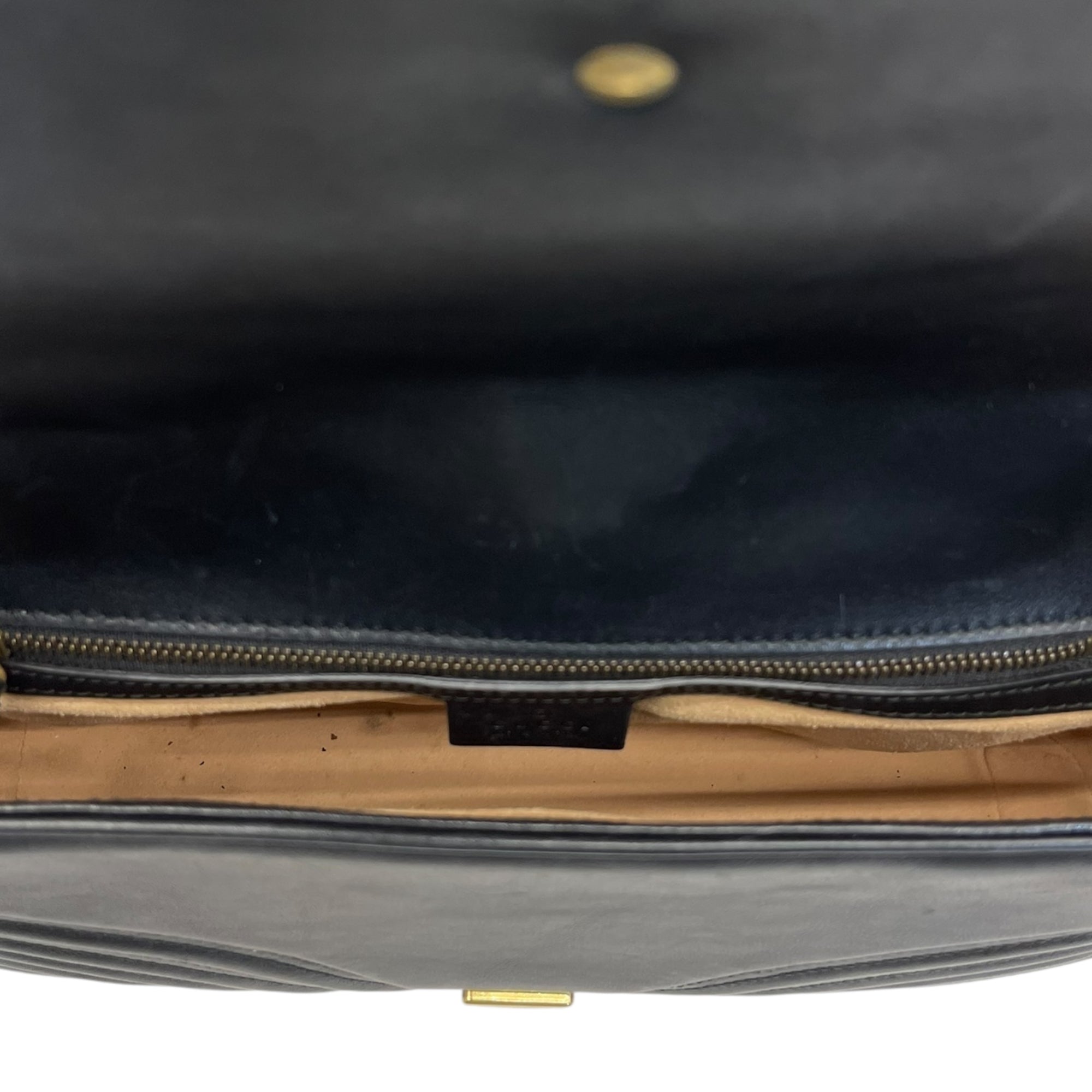 Gucci Black Quilted Leather GG Marmont Medium Matelasse Shoulder Bag