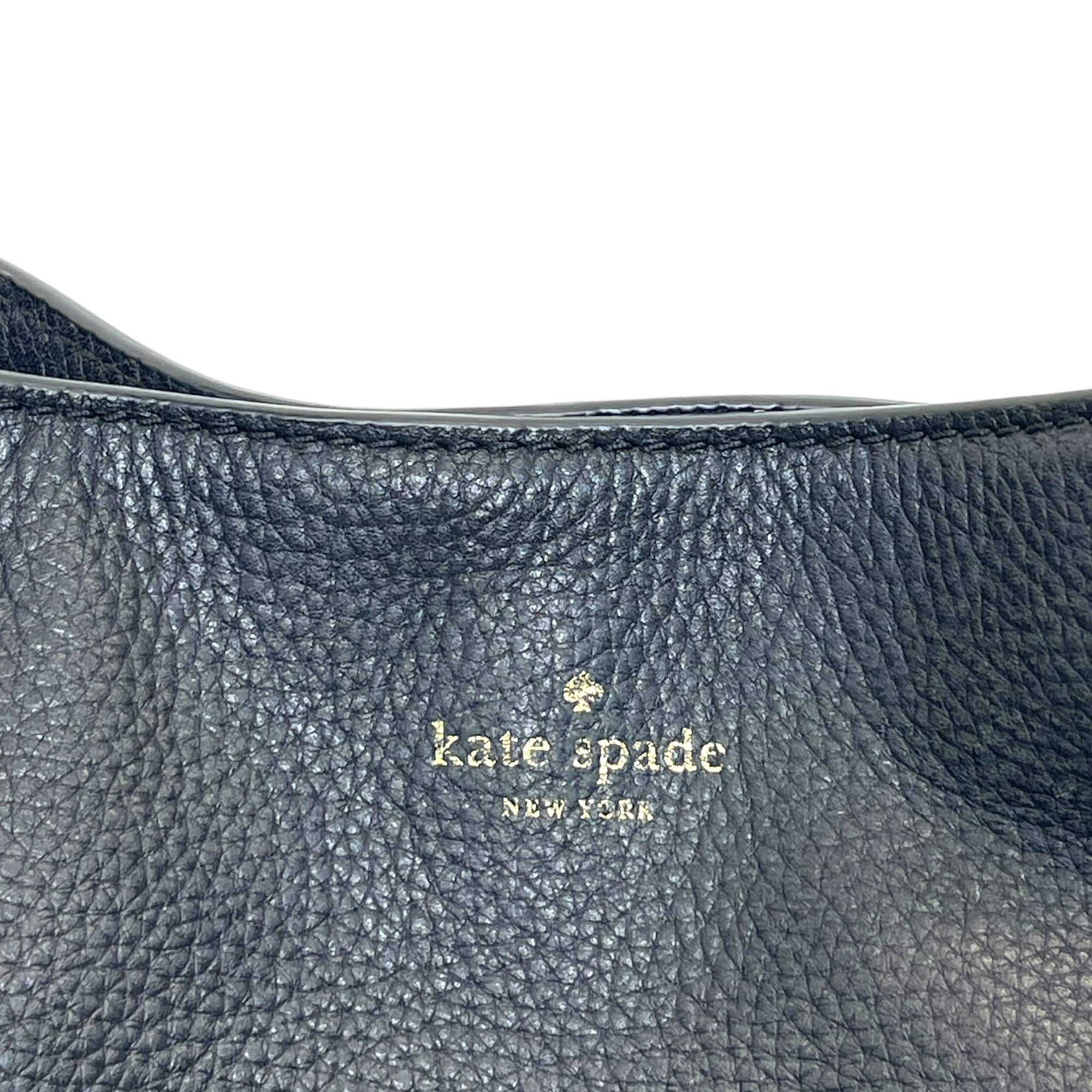 Kate Spade New York — Pebbled Leather Scalloped-Edge Shoulder Bag