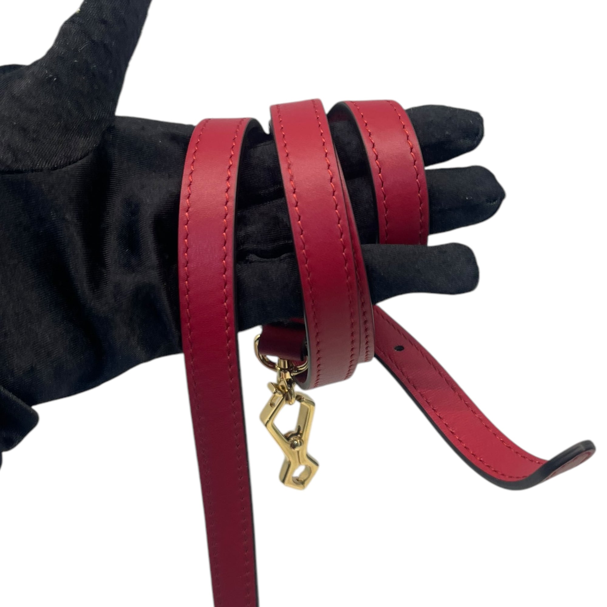 Gucci Red Leather Interlocking G Mini Heart Shoulder Bag