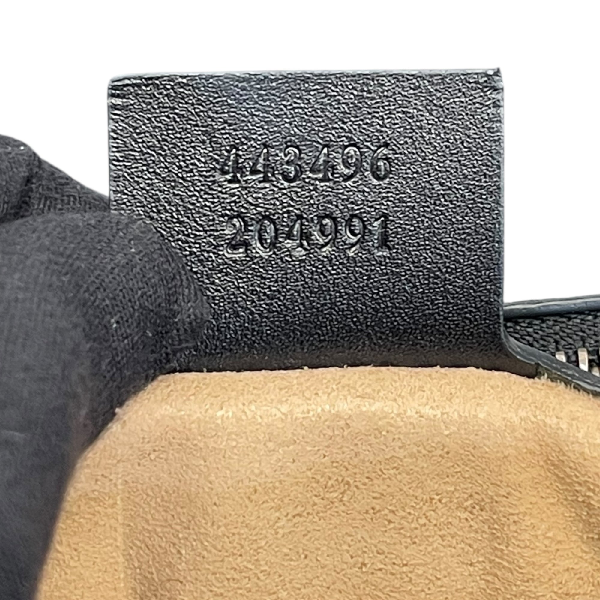 Gucci Black Quilted Leather GG Marmont Medium Matelasse Shoulder Bag