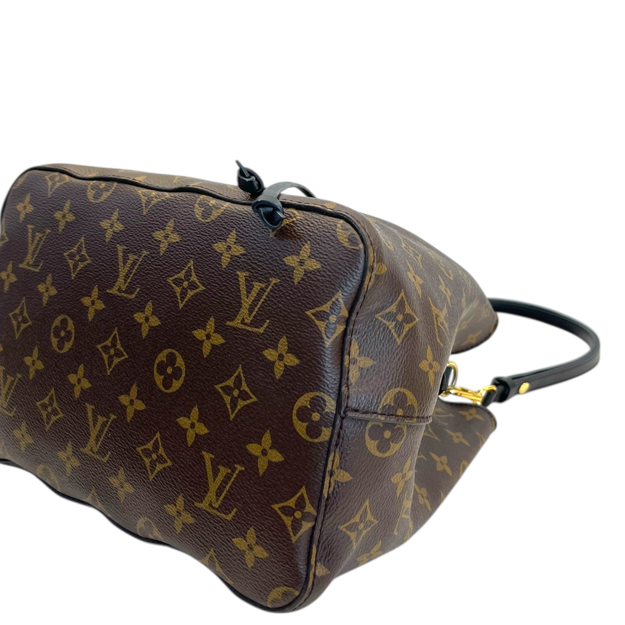 Louis Vuitton Bucket NéoNoé MM Bag Monogram/Black Leather Trim