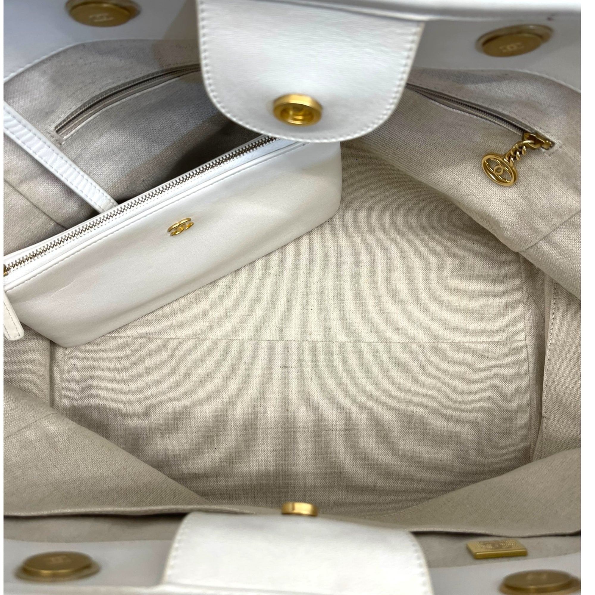 Chanel 2022 Enamel Medium Deauville Tote Bag
