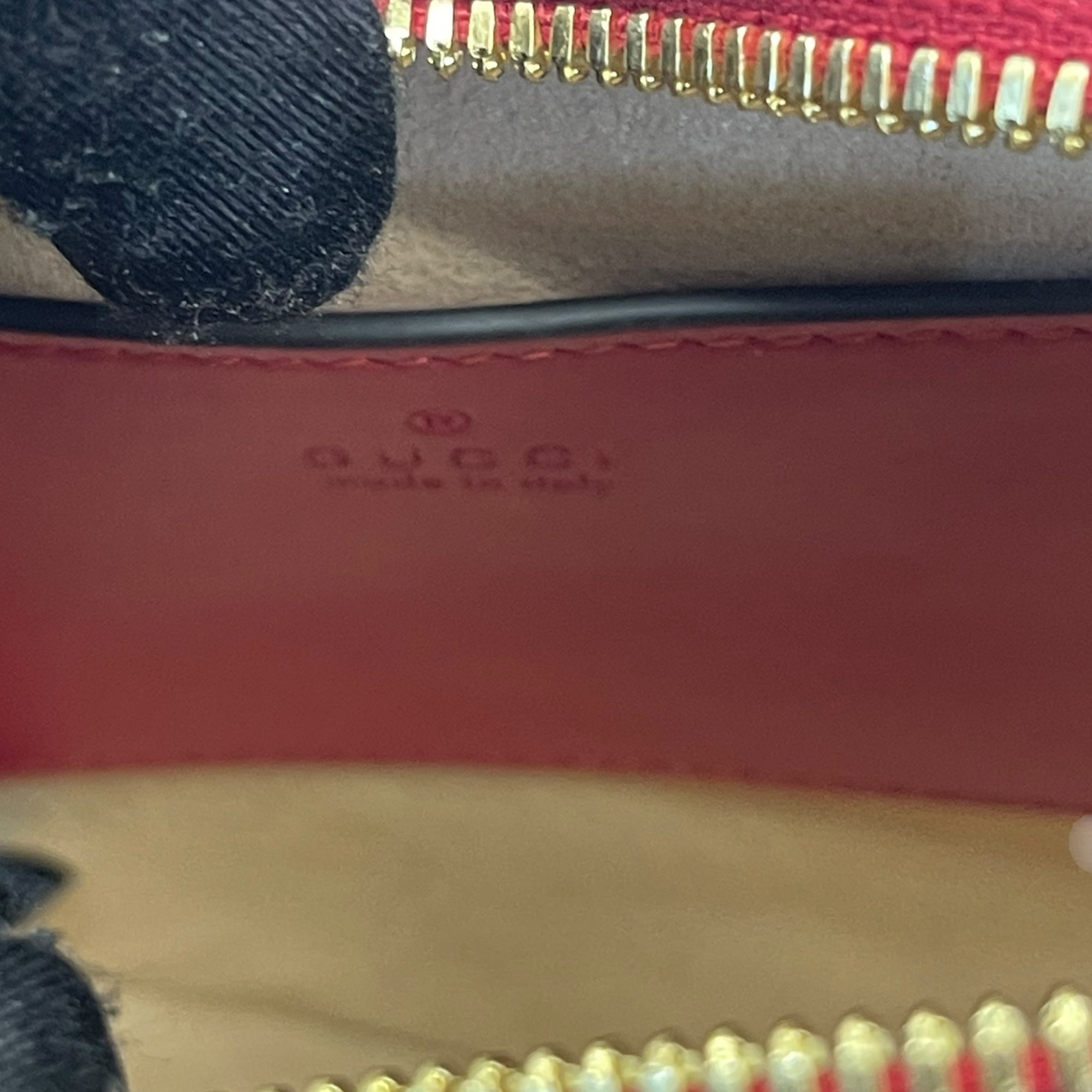 Gucci Red Leather Interlocking G Mini Heart Shoulder Bag