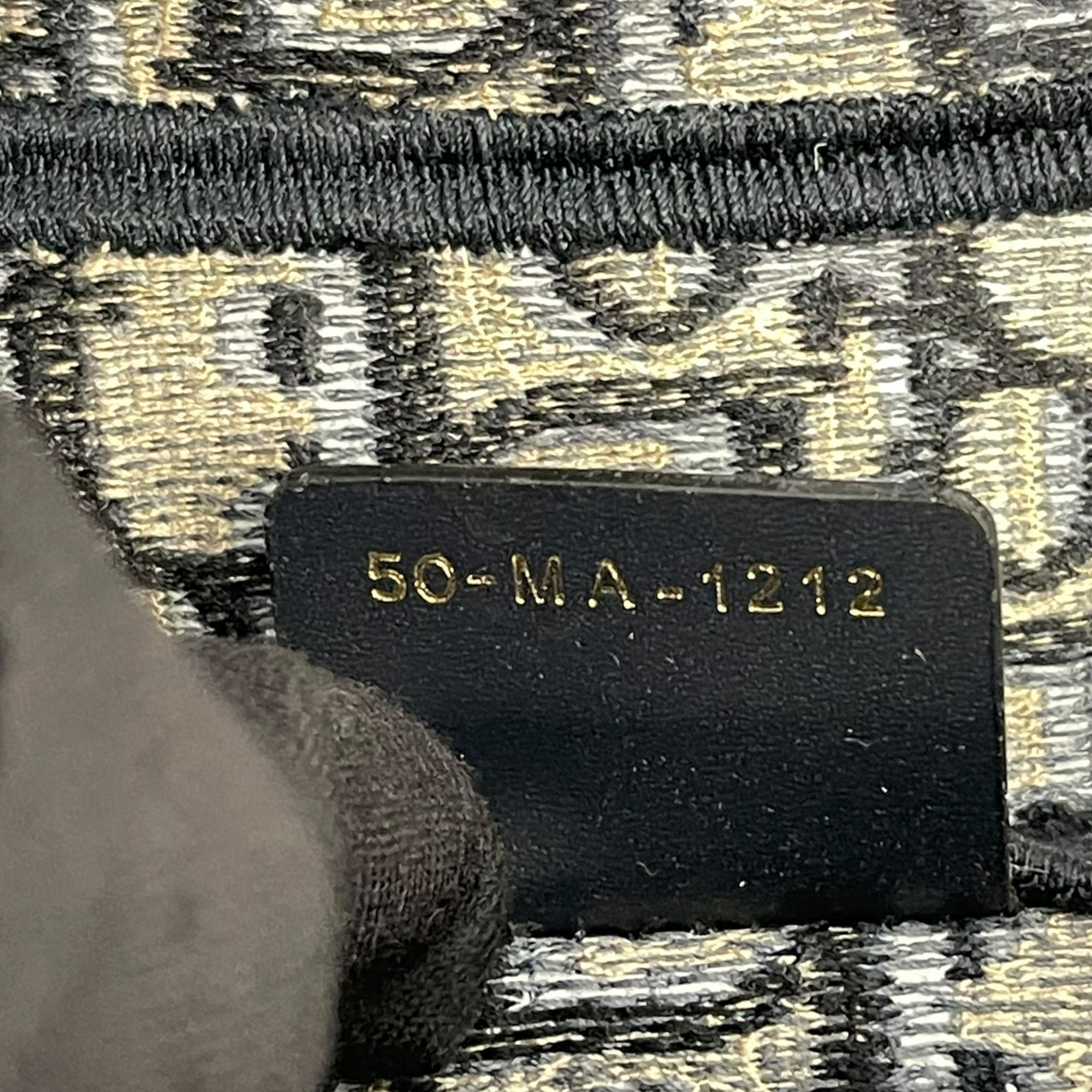 Christian Dior Saddle Bag Dior Oblique Embroidery