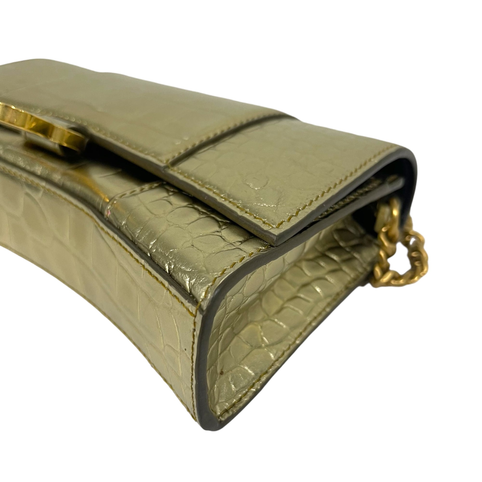 Balenciaga Hourglass Wallet On Chain in Gold