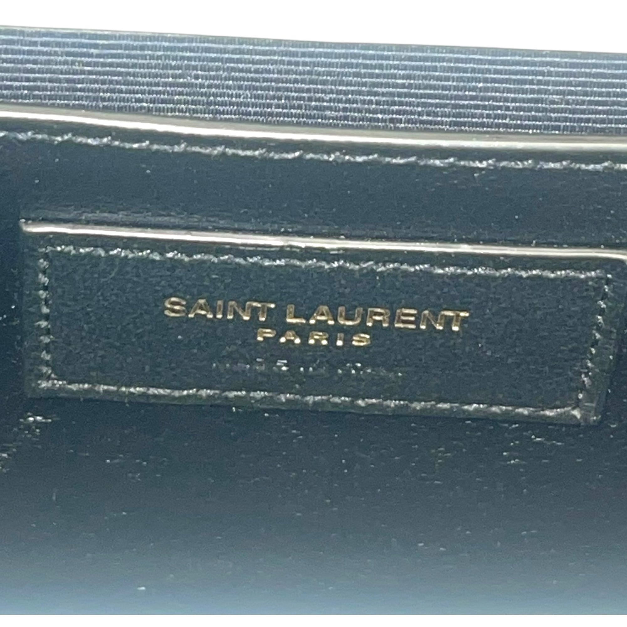 Yves Saint Laurent Kate Medium in White
