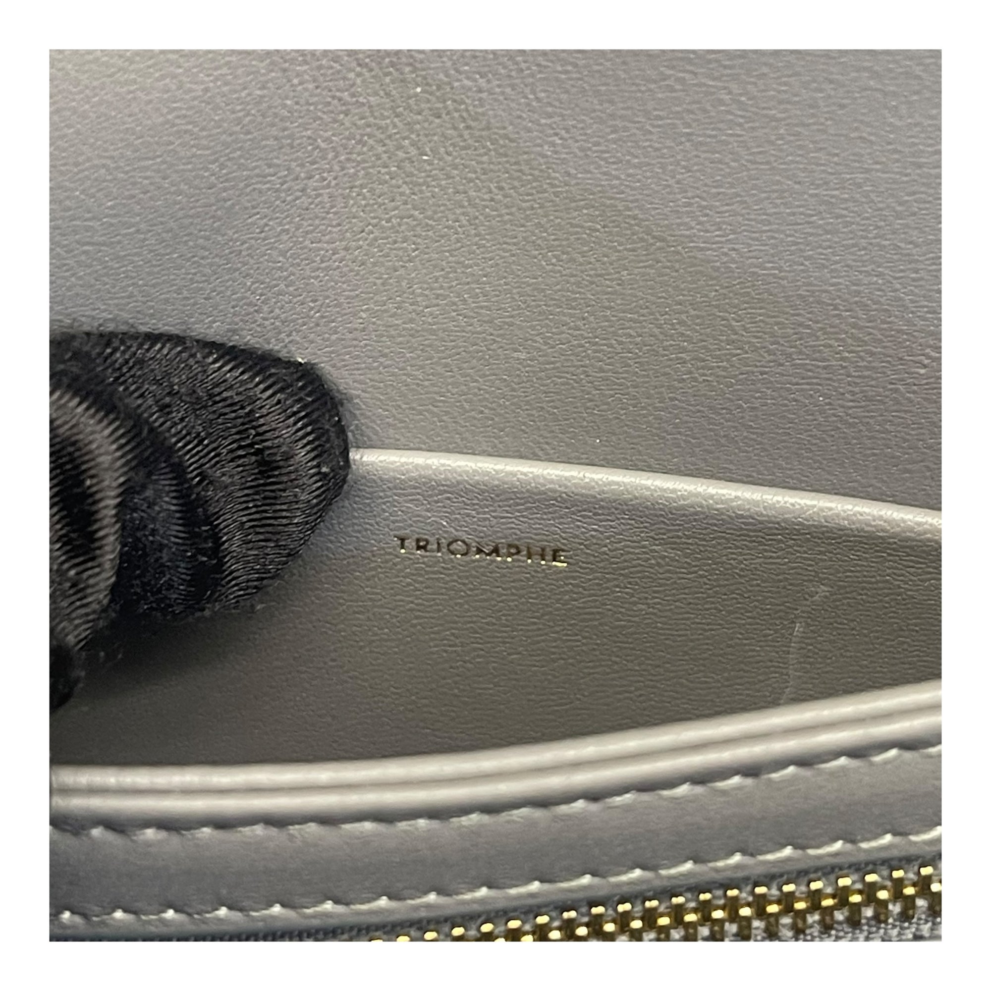 Yves Saint Laurent Kate Medium in White