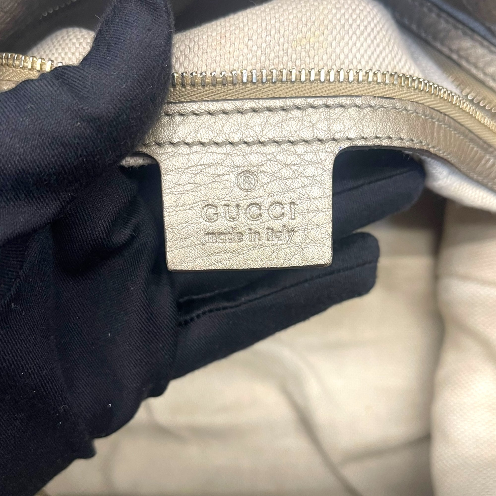 Gucci Gold Leather Medium Soho Chain Shoulder Bag
