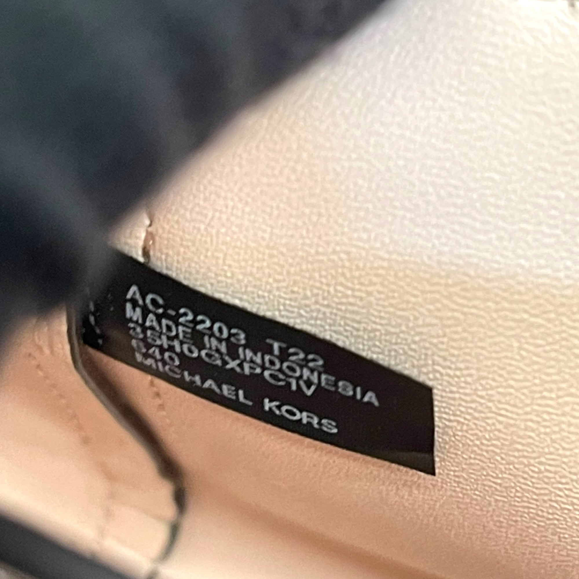 Michael Kors White/Pink Signature Coated Canvas And Leather Small Lita Crossbody Bag