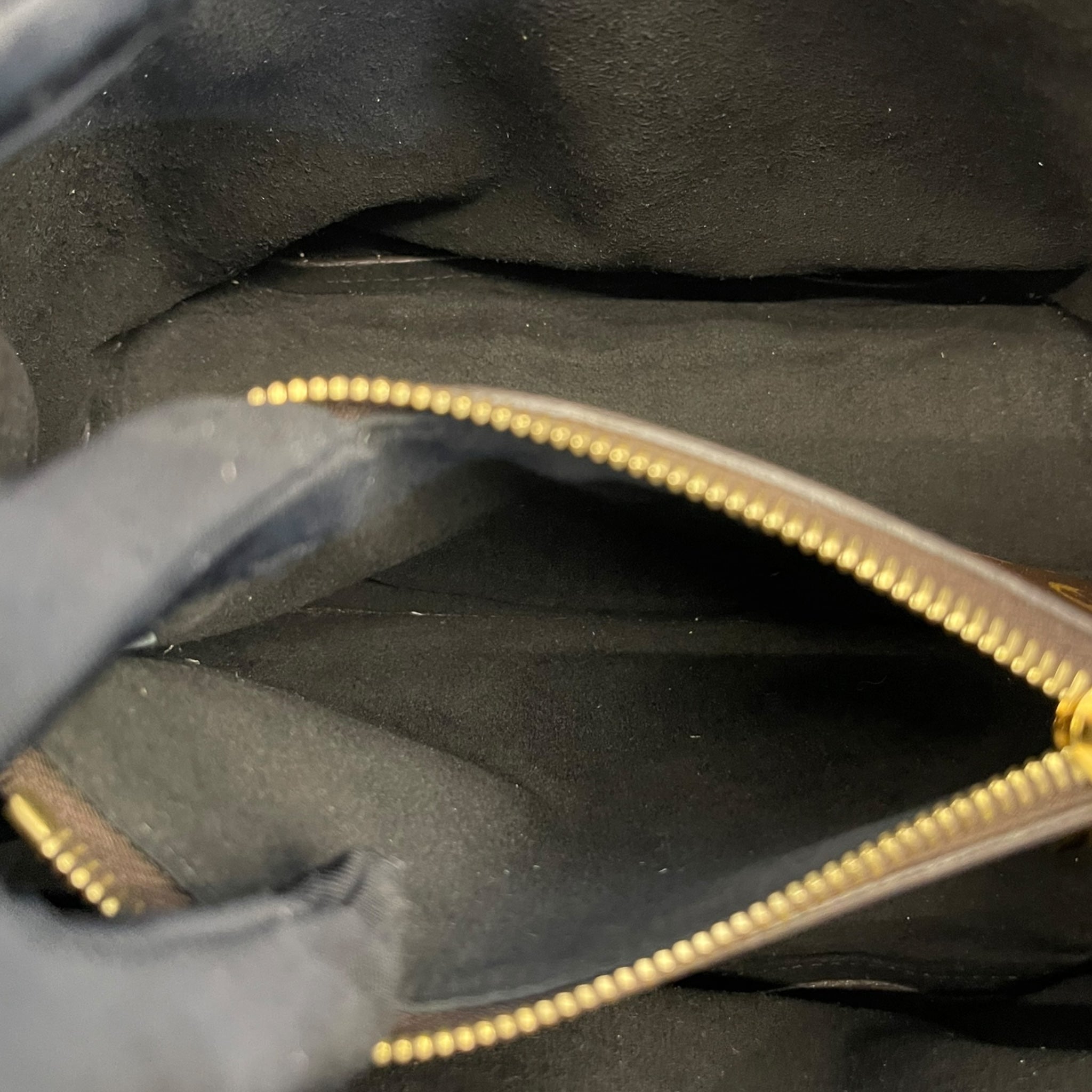 Louis Vuitton Bucket NéoNoé MM Bag Monogram/Black Leather Trim