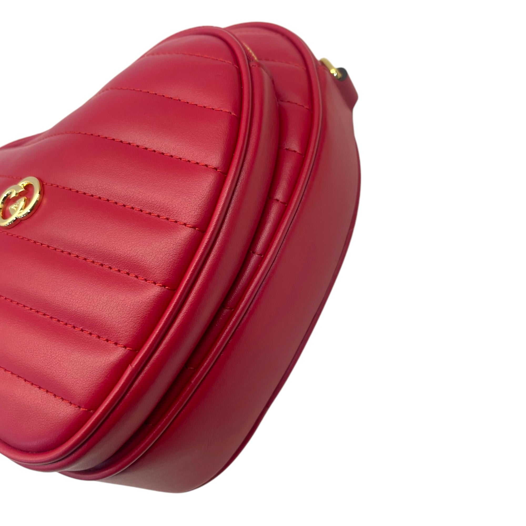 Gucci Red Leather Interlocking G Mini Heart Shoulder Bag