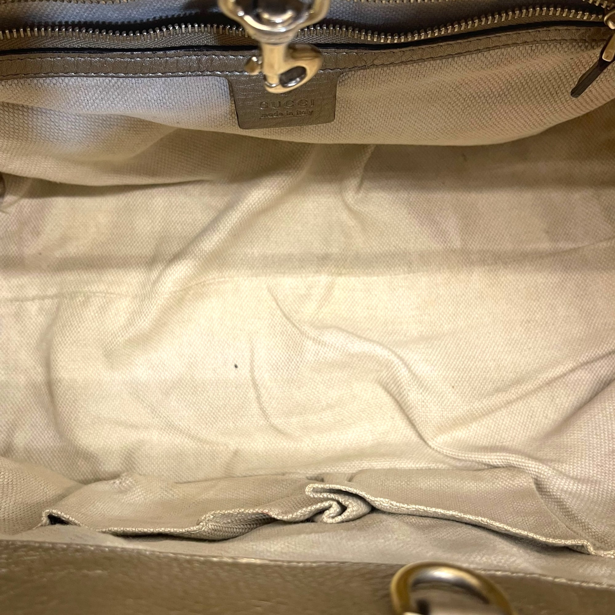 Gucci Gold Leather Medium Soho Chain Shoulder Bag