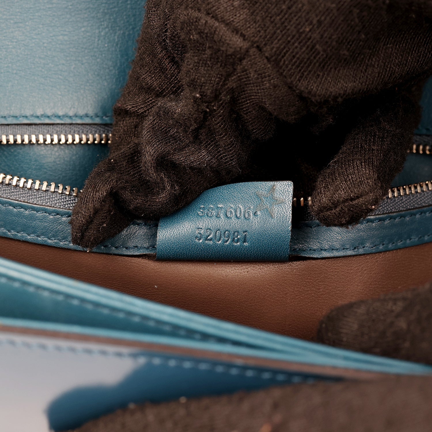 Gucci Patent Leather Interlocking GG Shoulder Bag