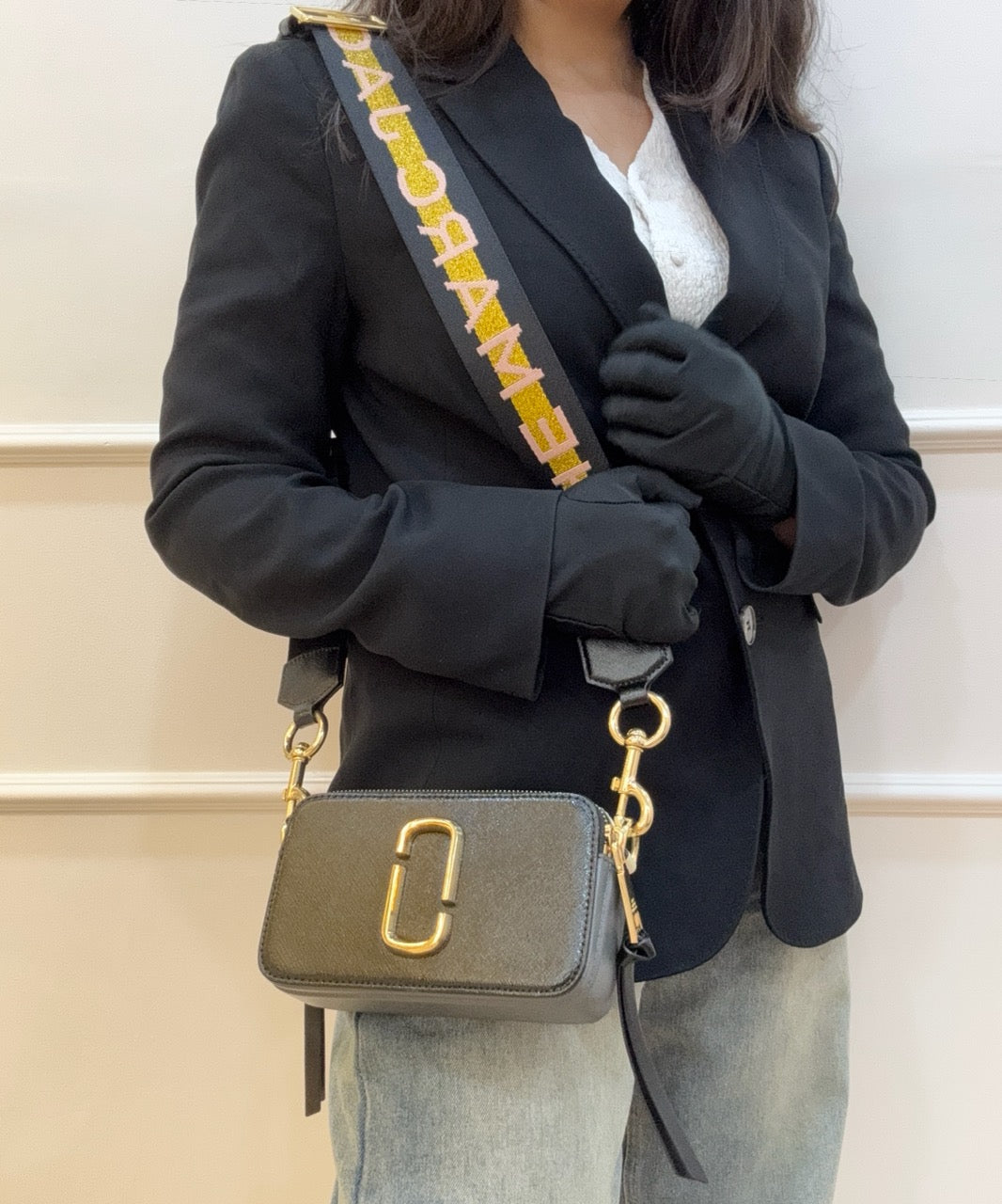 Marc Jacobs Snapshot Black Leather Sling Bag With Detachable Strap