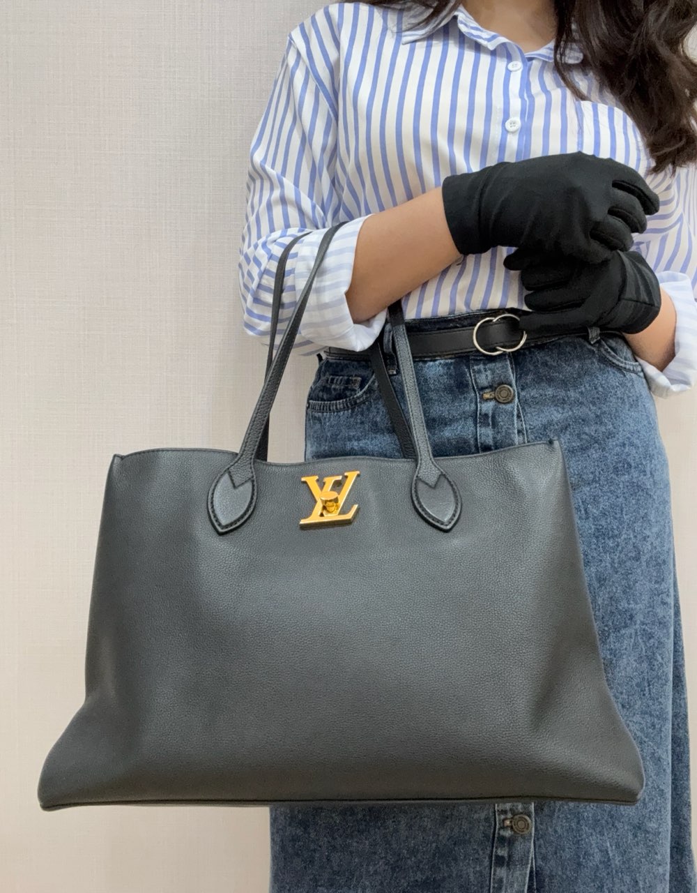 Louis Vuitton Lockme Shopper Black Leather Tote Bag