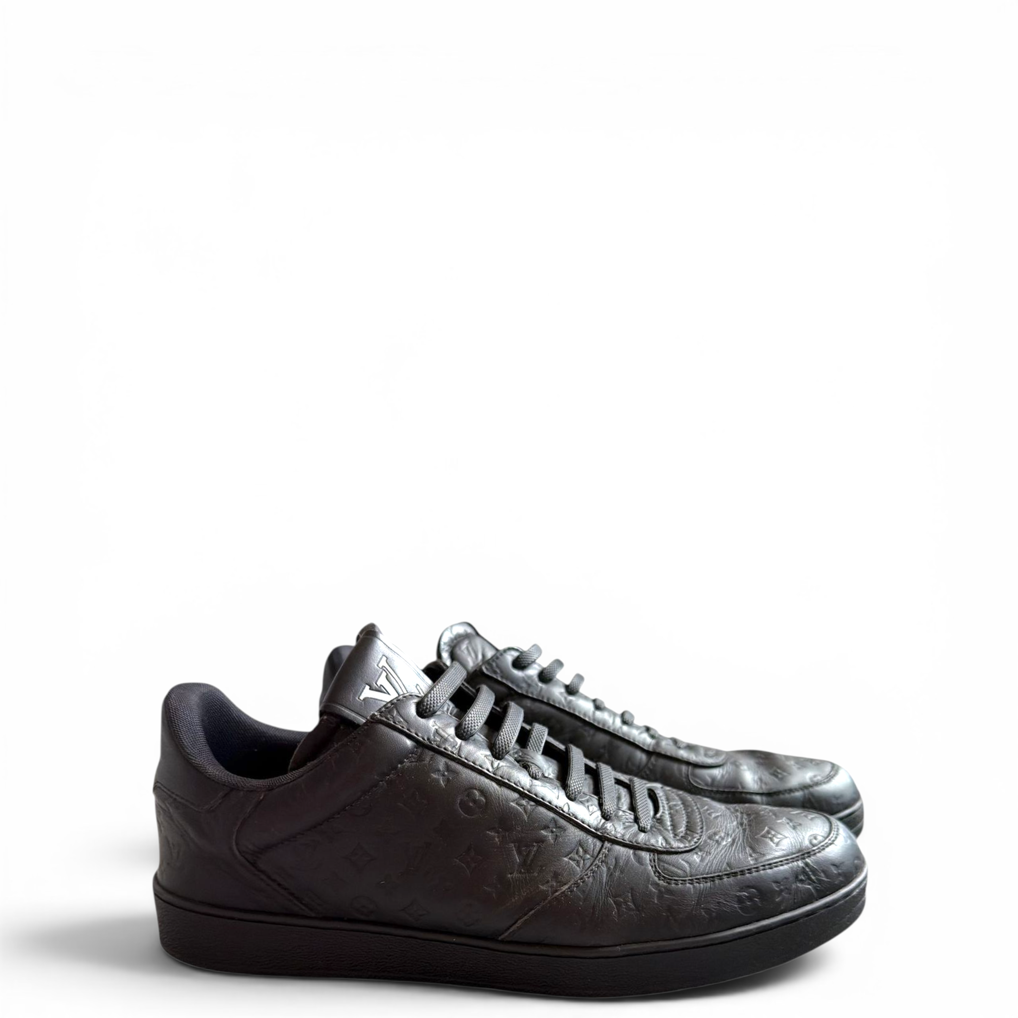 Louis Vuitton Rivoli Low-Top Sneakers Black Leather Size EU 43