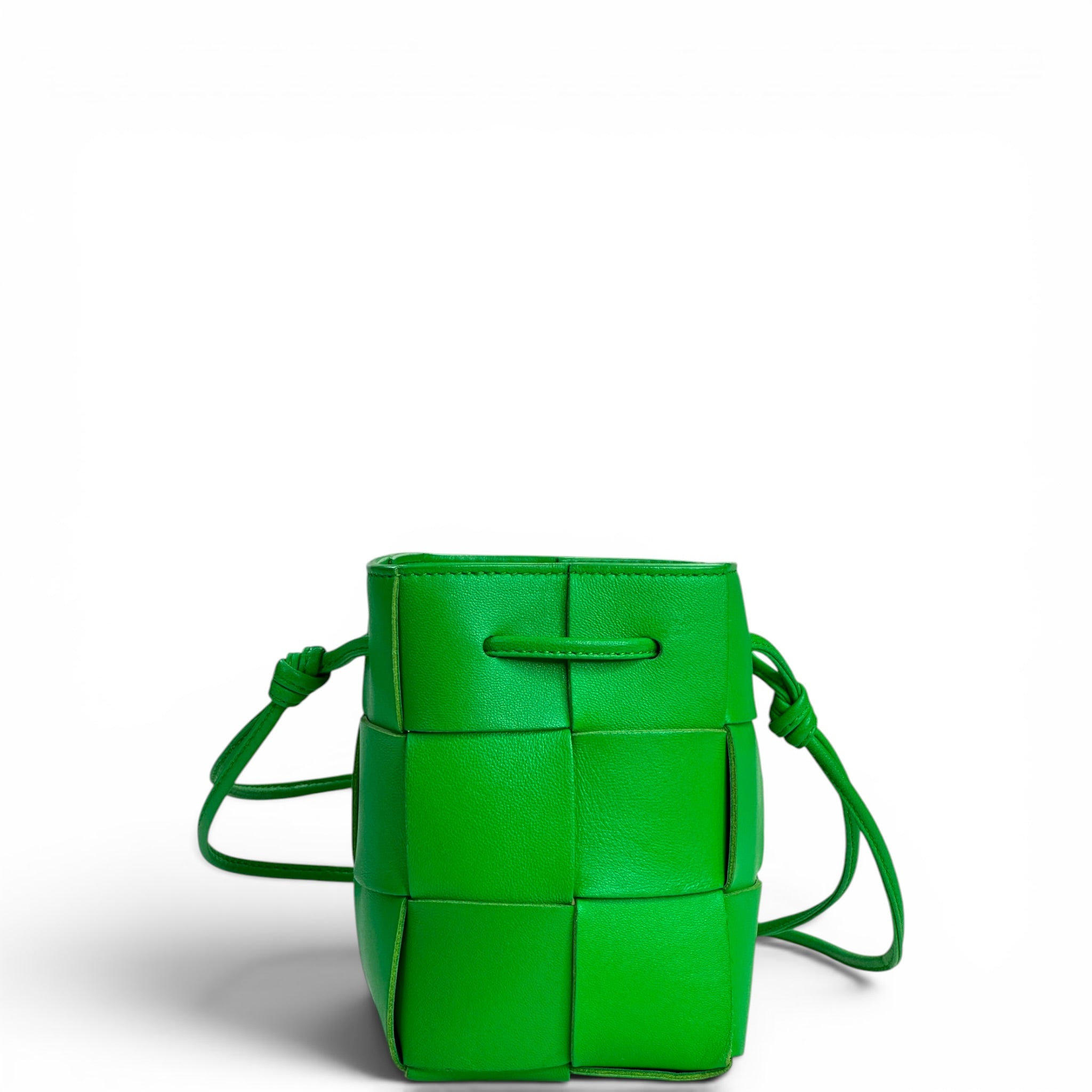Bottega Veneta Cassette Bucket Bag Woven Green Leather