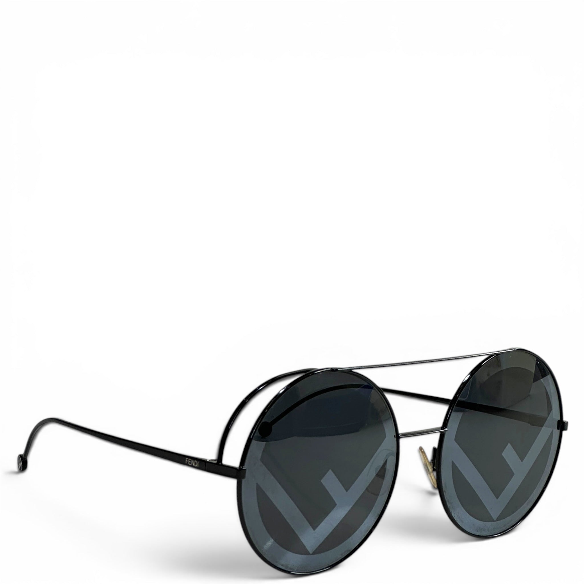 Fendi Round Sunglasses Blue