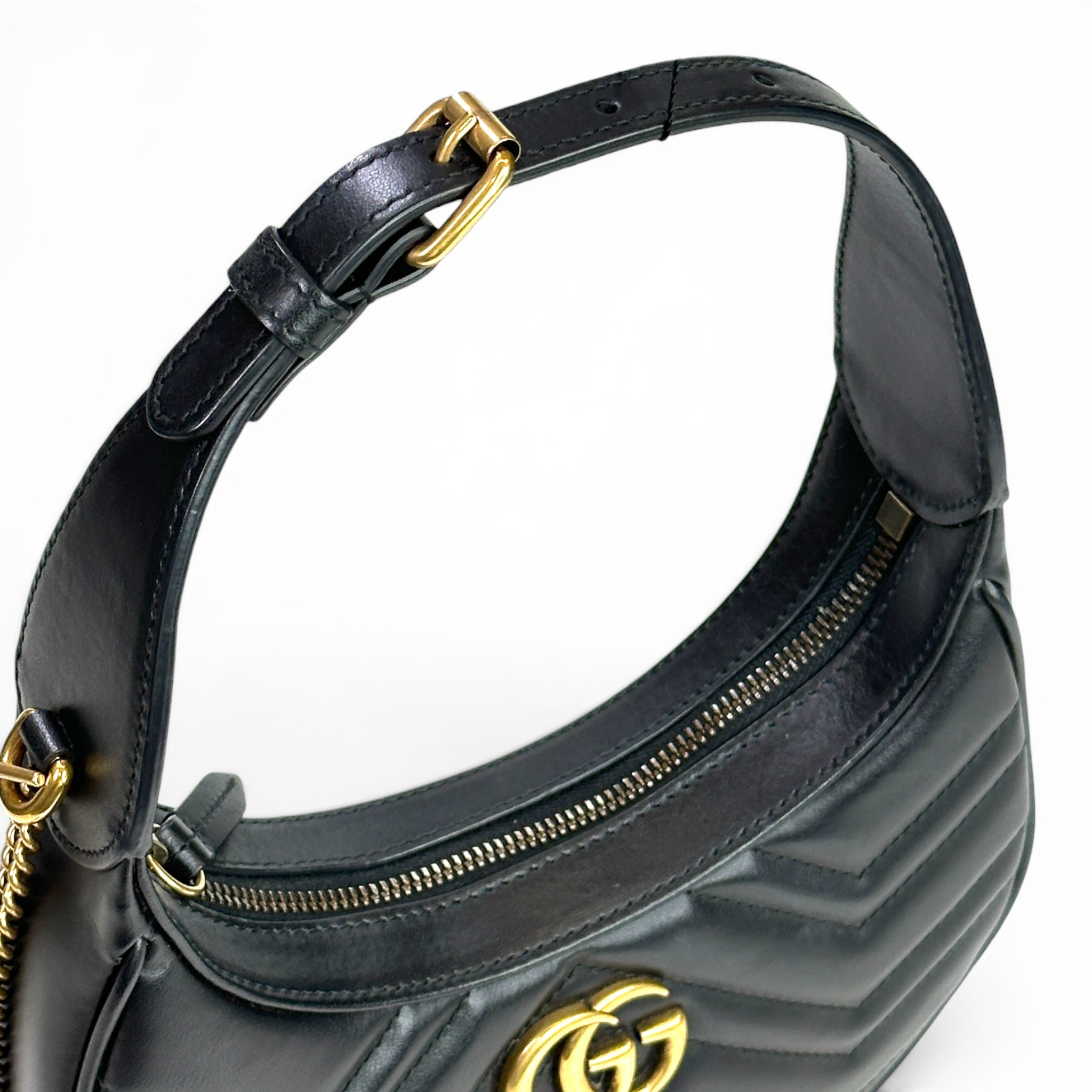 Gucci GG Marmont Shoulder Bag Mini Black Matelassé Chevron