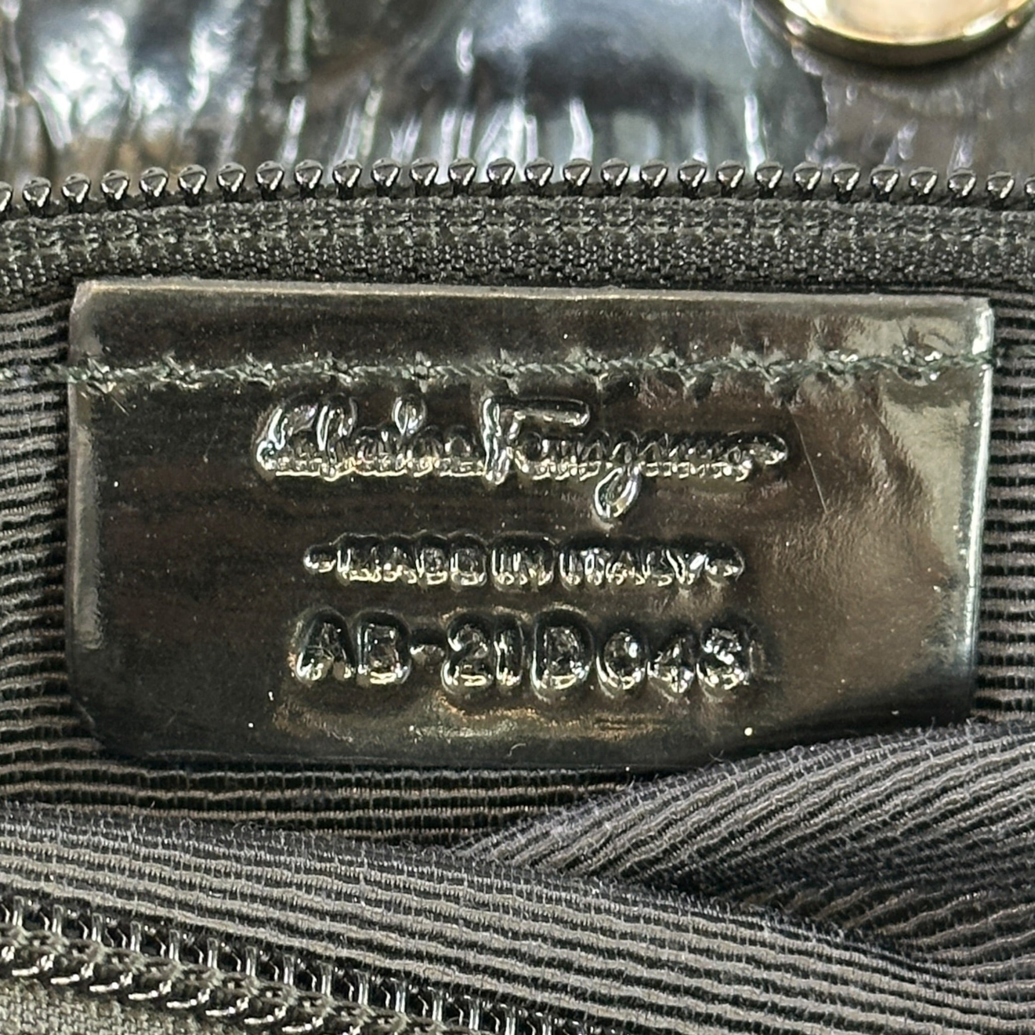 Salvatore Ferragamo Vara Bow Top Handle Bag Black