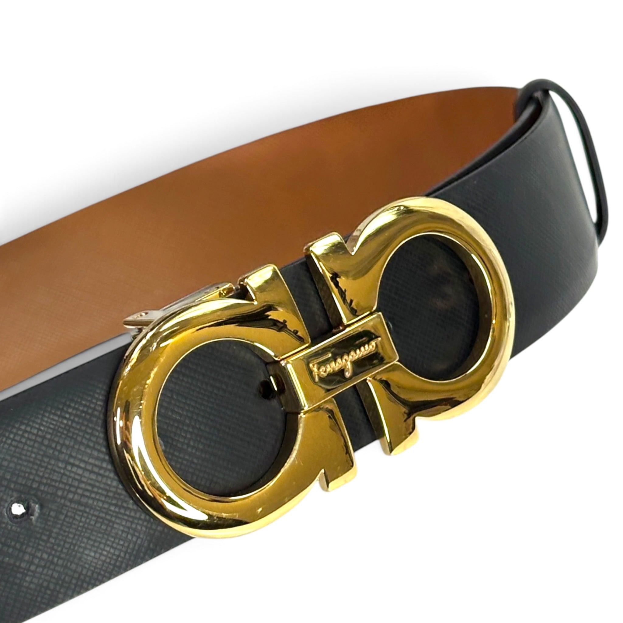 Salvatore Ferragamo Gancini Reversible Leather Belt 28 INCH 70CM