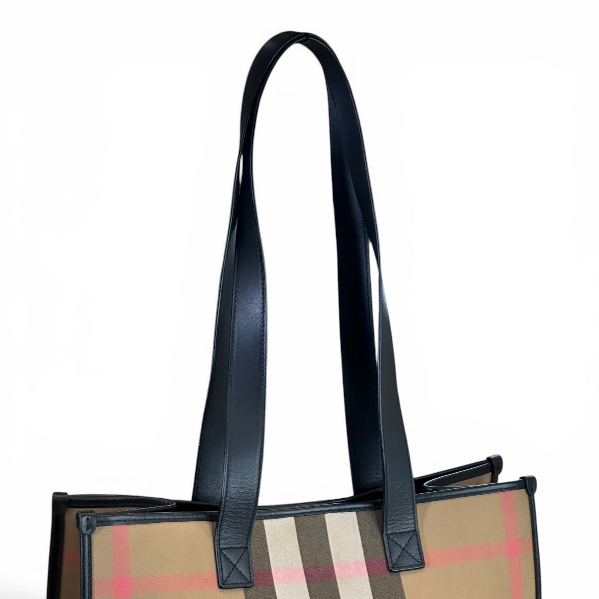 Burberry Vertical Tote Check Canvas 2025