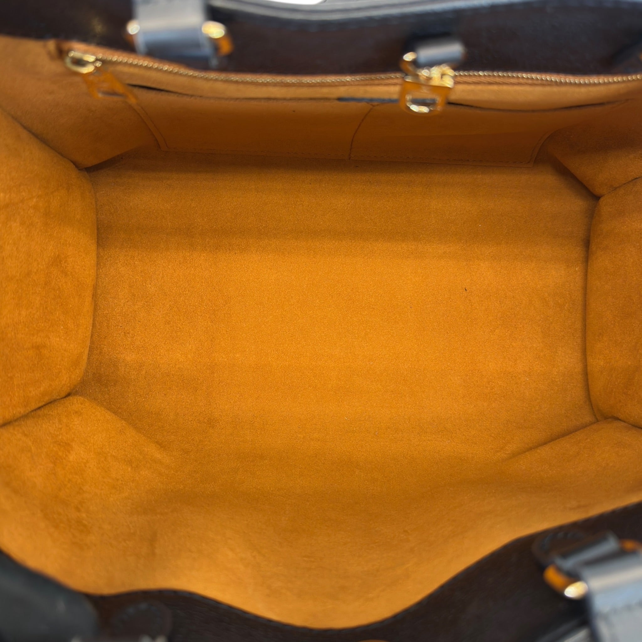 Louis Vuitton OnTheGo MM Black Monogram Empreinte